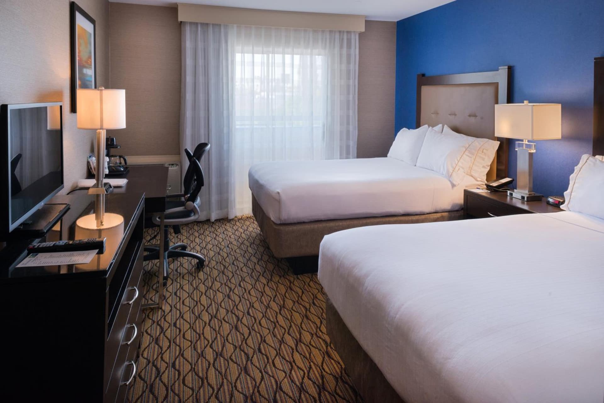 Holiday Inn Express & Suites Pasadena - Los Angeles by IHG gallery photo in Pasadena, CA — image 5