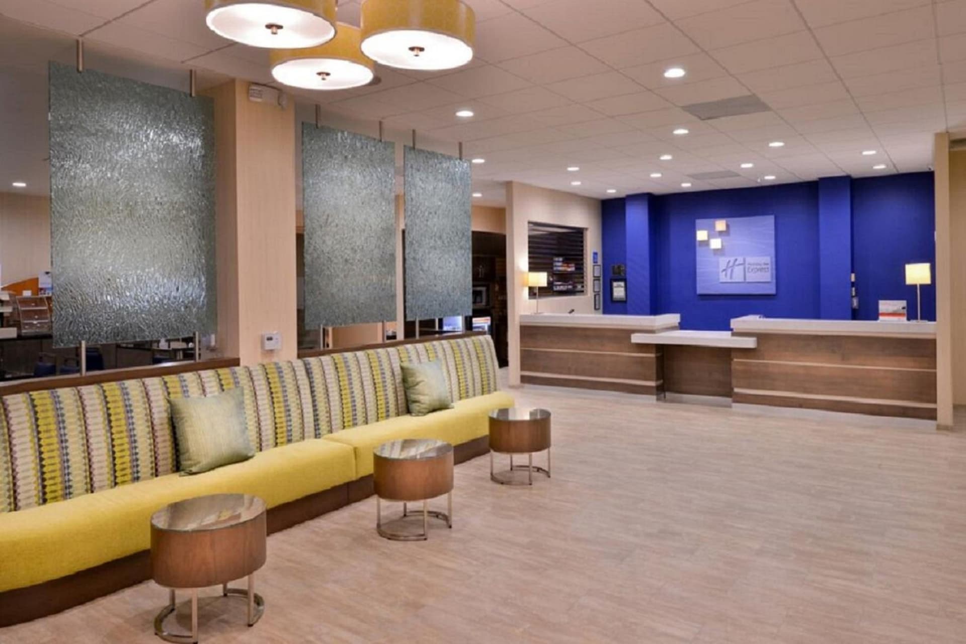 Holiday Inn Express & Suites Pasadena - Los Angeles by IHG gallery photo in Pasadena, CA — image 21