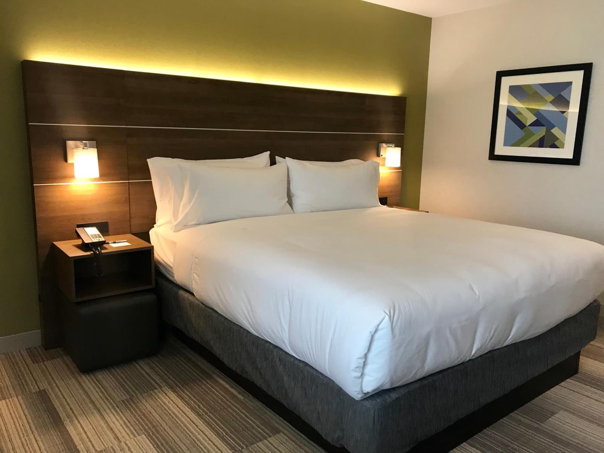 Holiday Inn Express & Suites Pasadena - Los Angeles by IHG gallery photo in Pasadena, CA — image 13