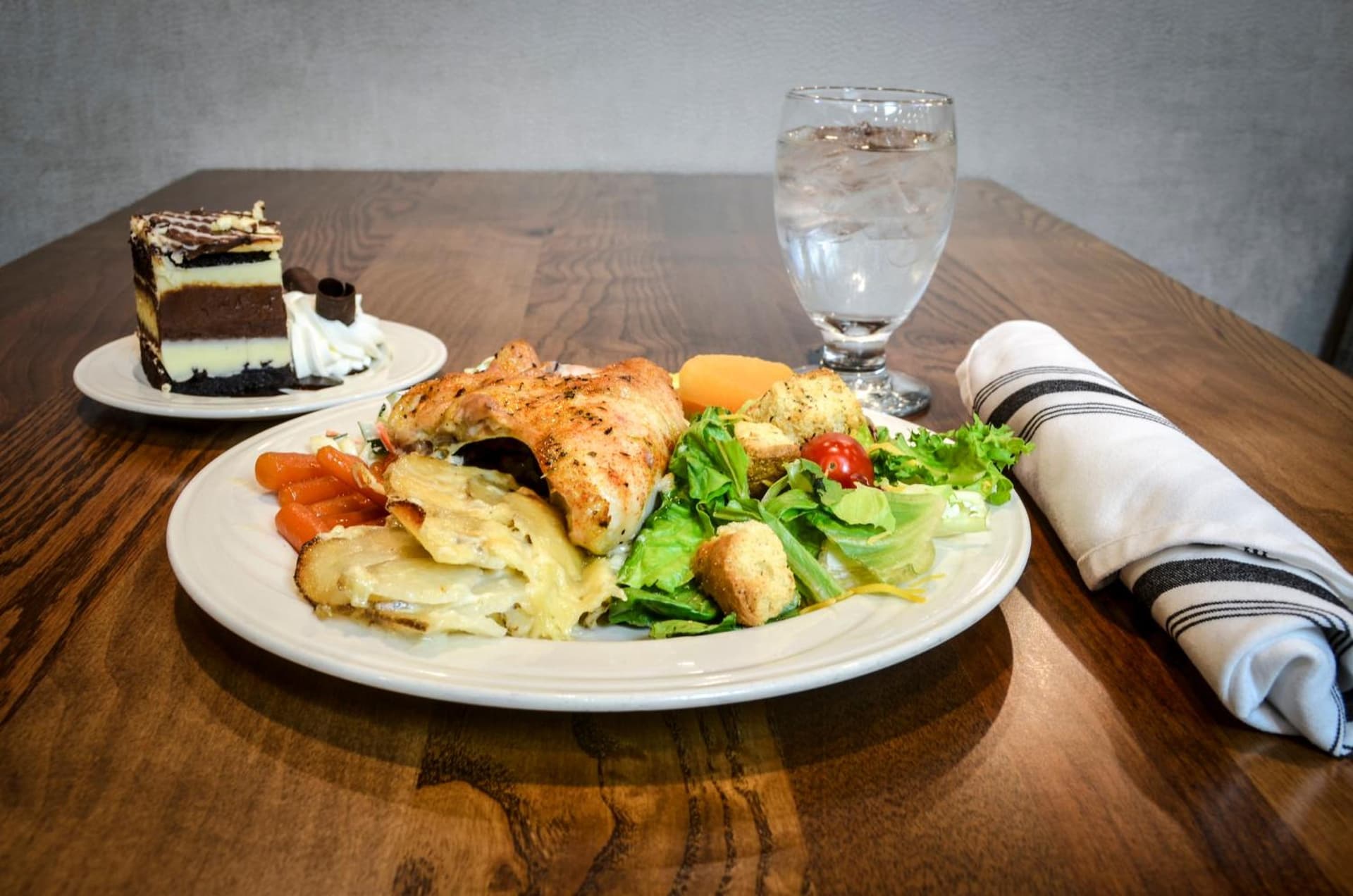 Holiday Inn Fargo by IHG gallery photo in Fargo, ND — image 23