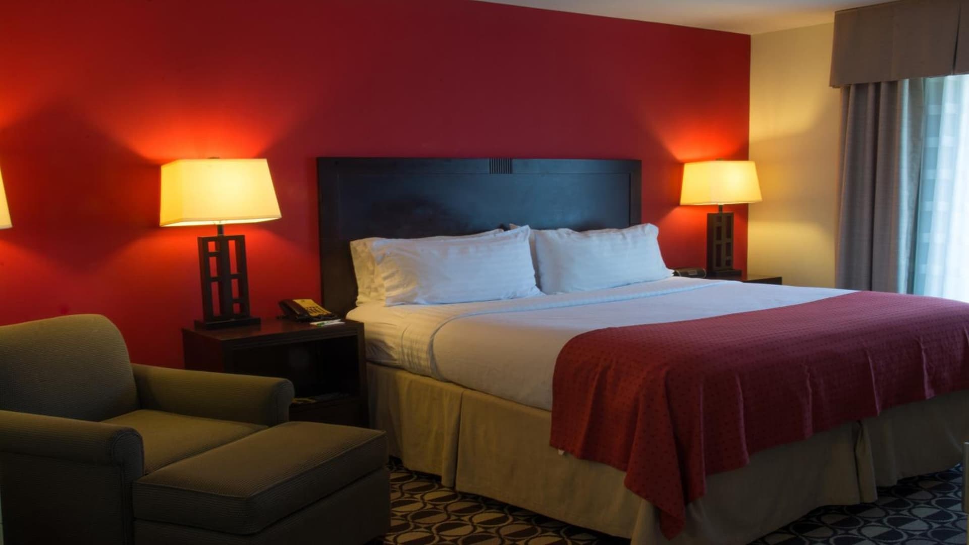 Holiday Inn Saint Louis-Fairview Heights by IHG gallery photo in Fairview Heights, IL — image 16