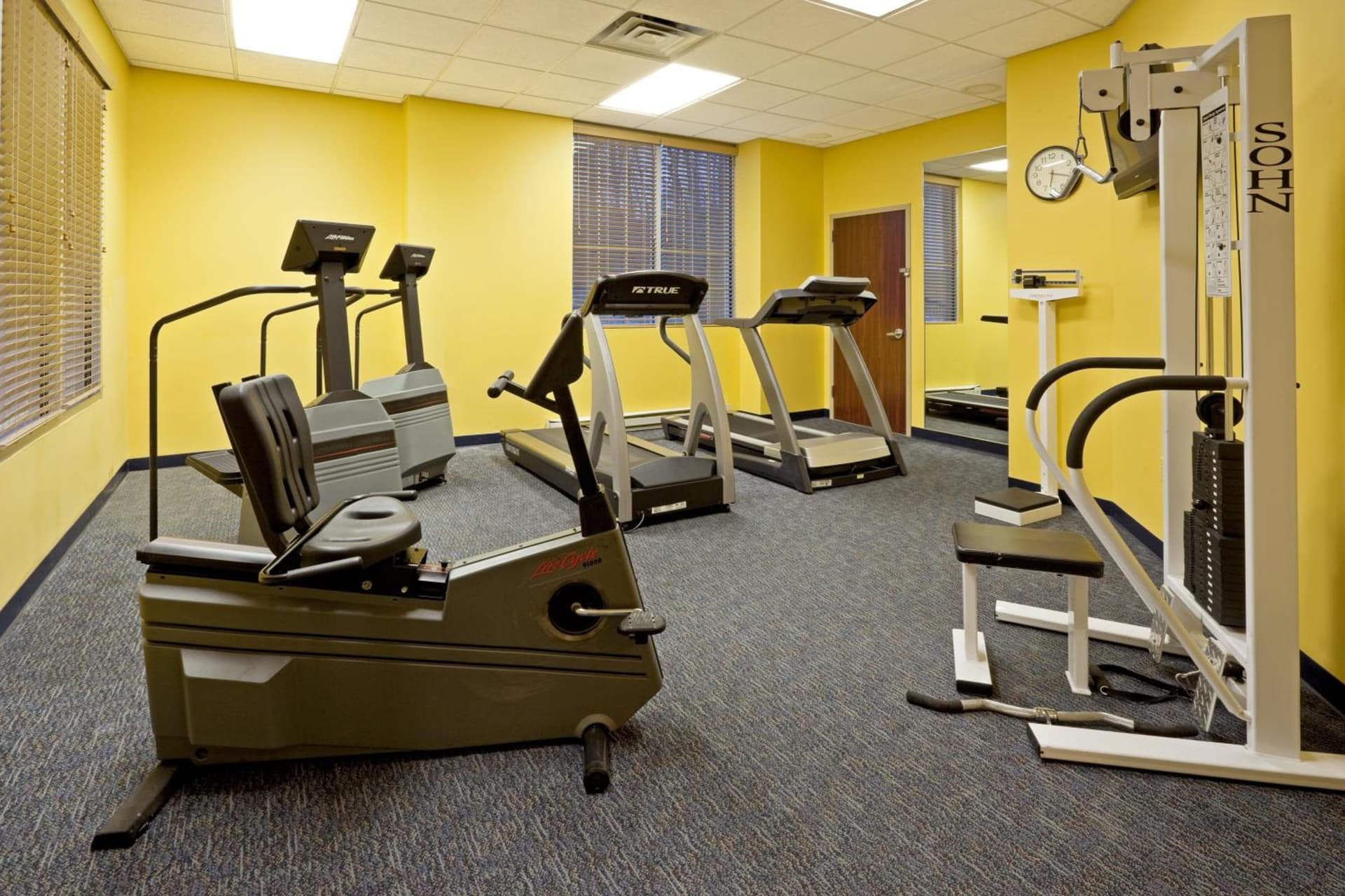 Holiday Inn Budd Lake - Rockaway Area by IHG gallery photo in Budd Lake, NJ — image 5