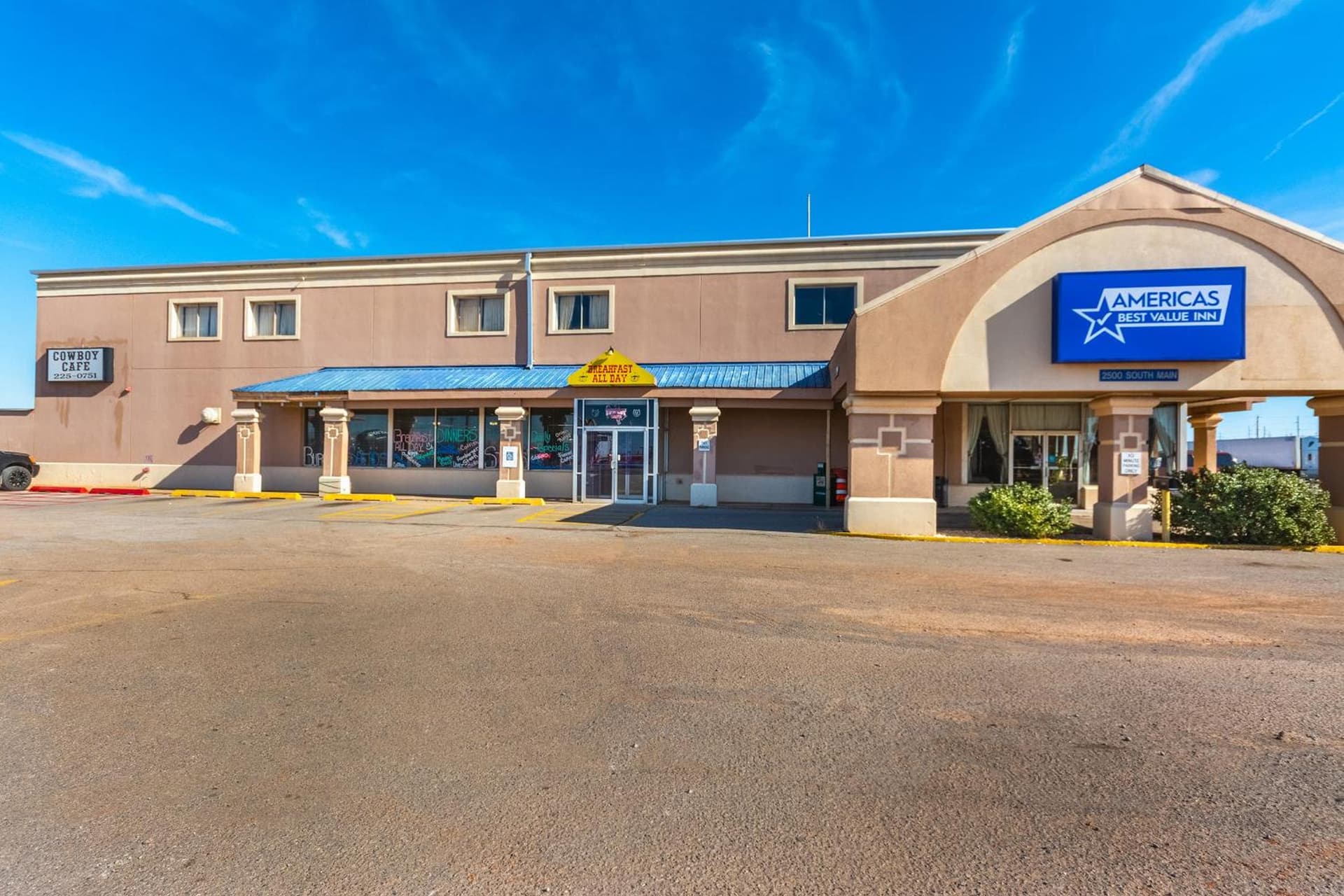 Americas Best Value Inn of Elk City interior in Elk City, OK — gallery photo 2