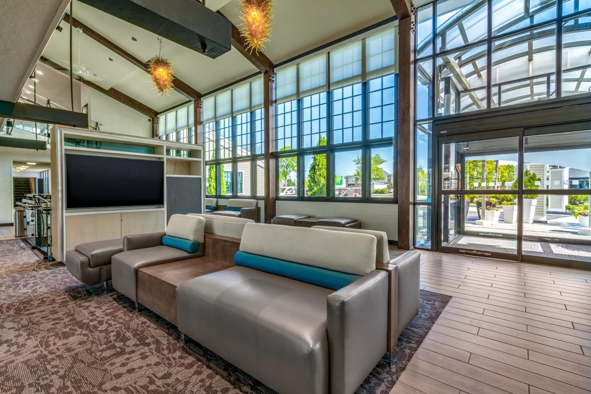 Holiday Inn Cape Cod - Hyannis by IHG property views in Hyannis — gallery photo 3