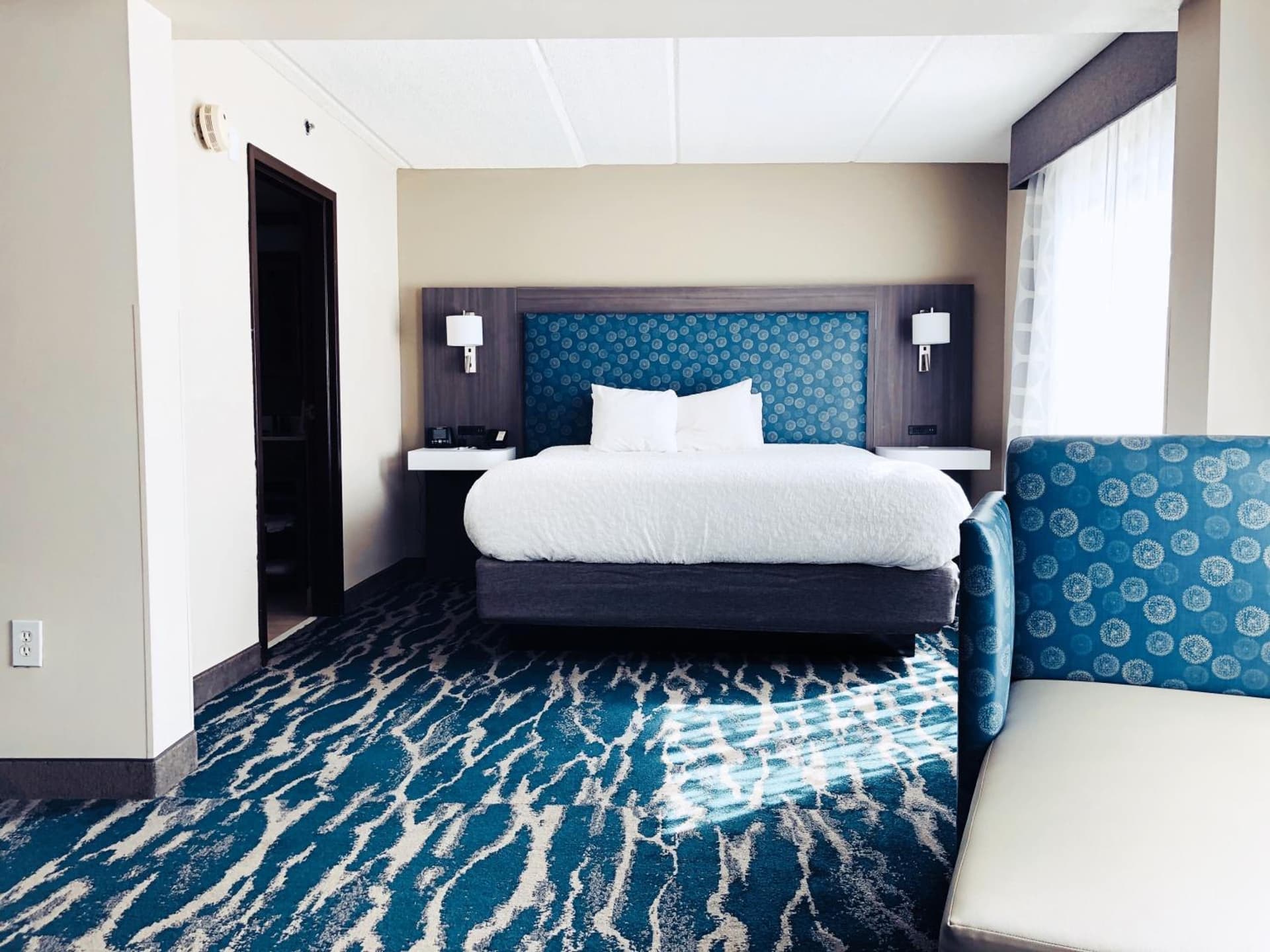 Comfort Inn & Suites Greenville Near East Carolina University gallery photo in Greenville, NC — image 58