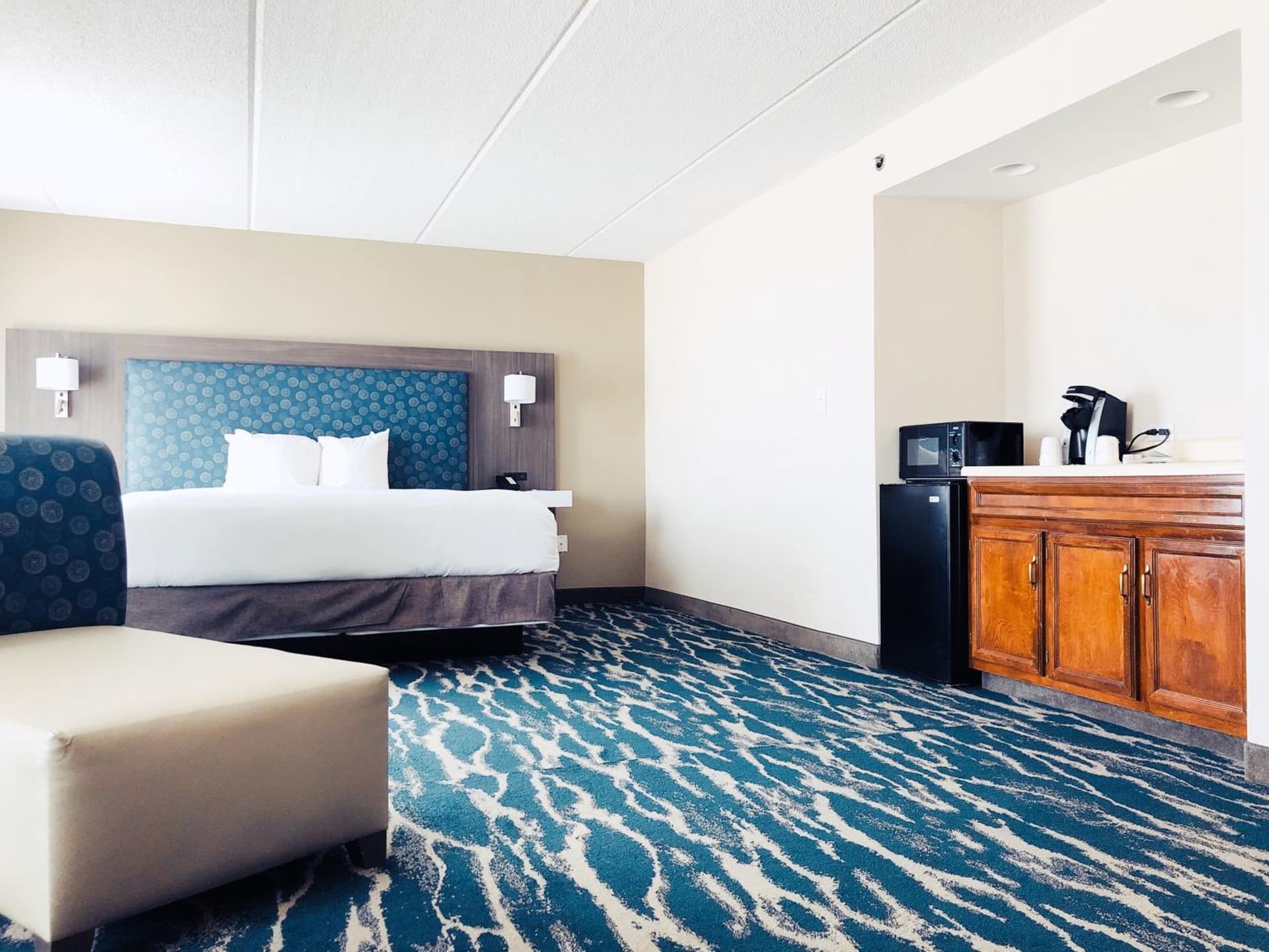Comfort Inn & Suites Greenville Near East Carolina University gallery photo in Greenville, NC — image 20