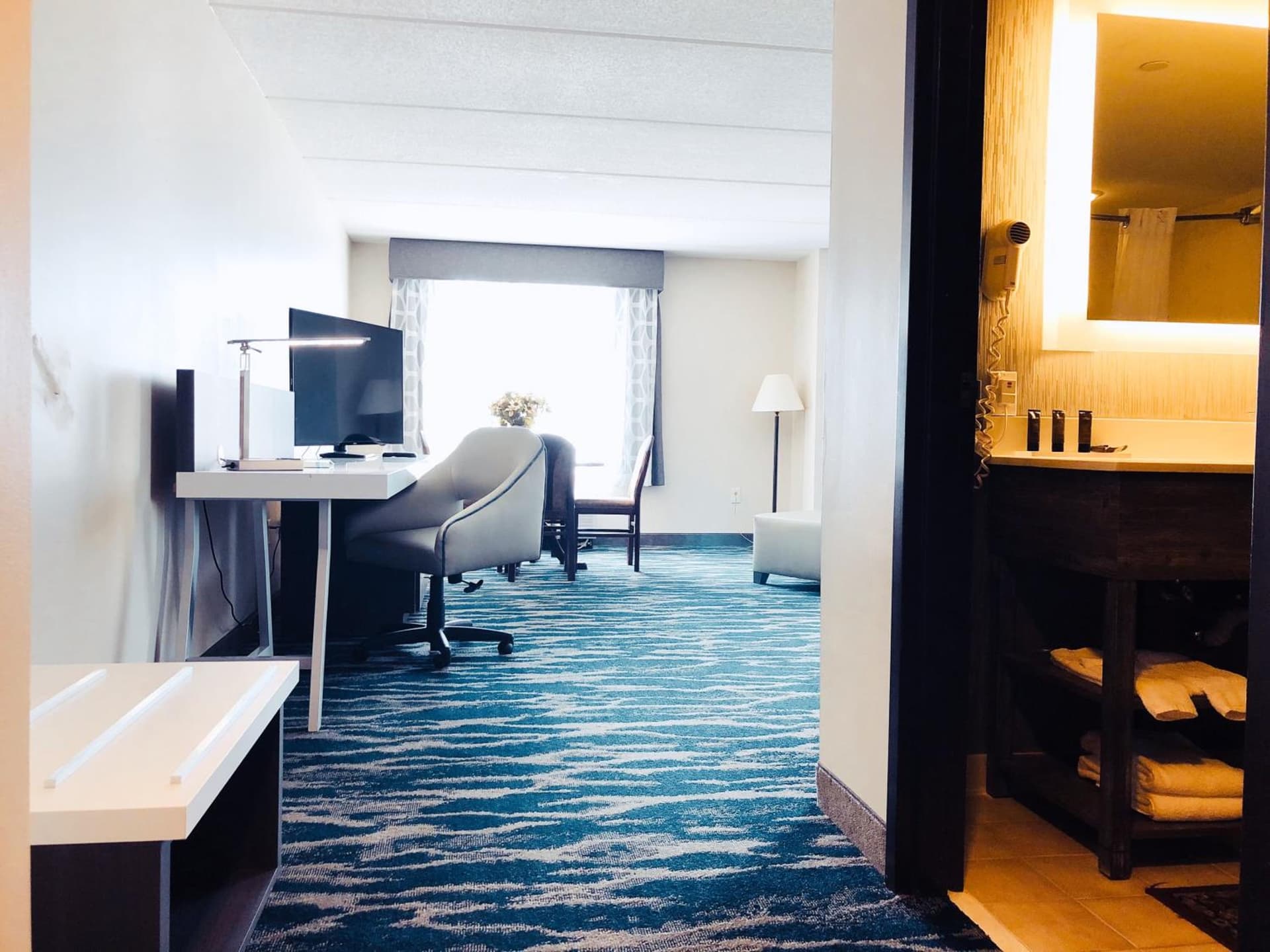 Comfort Inn & Suites Greenville Near East Carolina University gallery photo in Greenville, NC — image 36