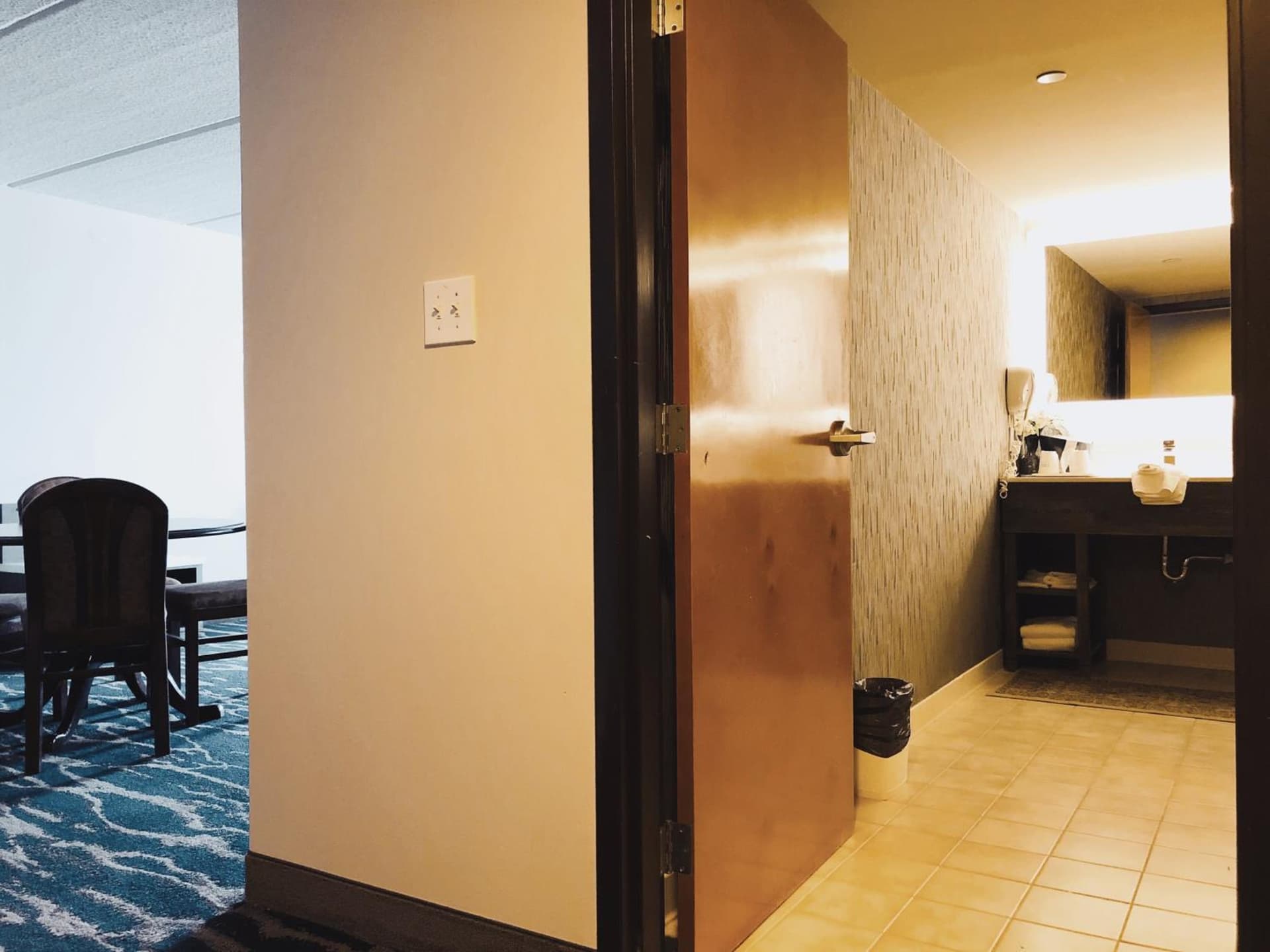 Comfort Inn & Suites Greenville Near East Carolina University gallery photo in Greenville, NC — image 40