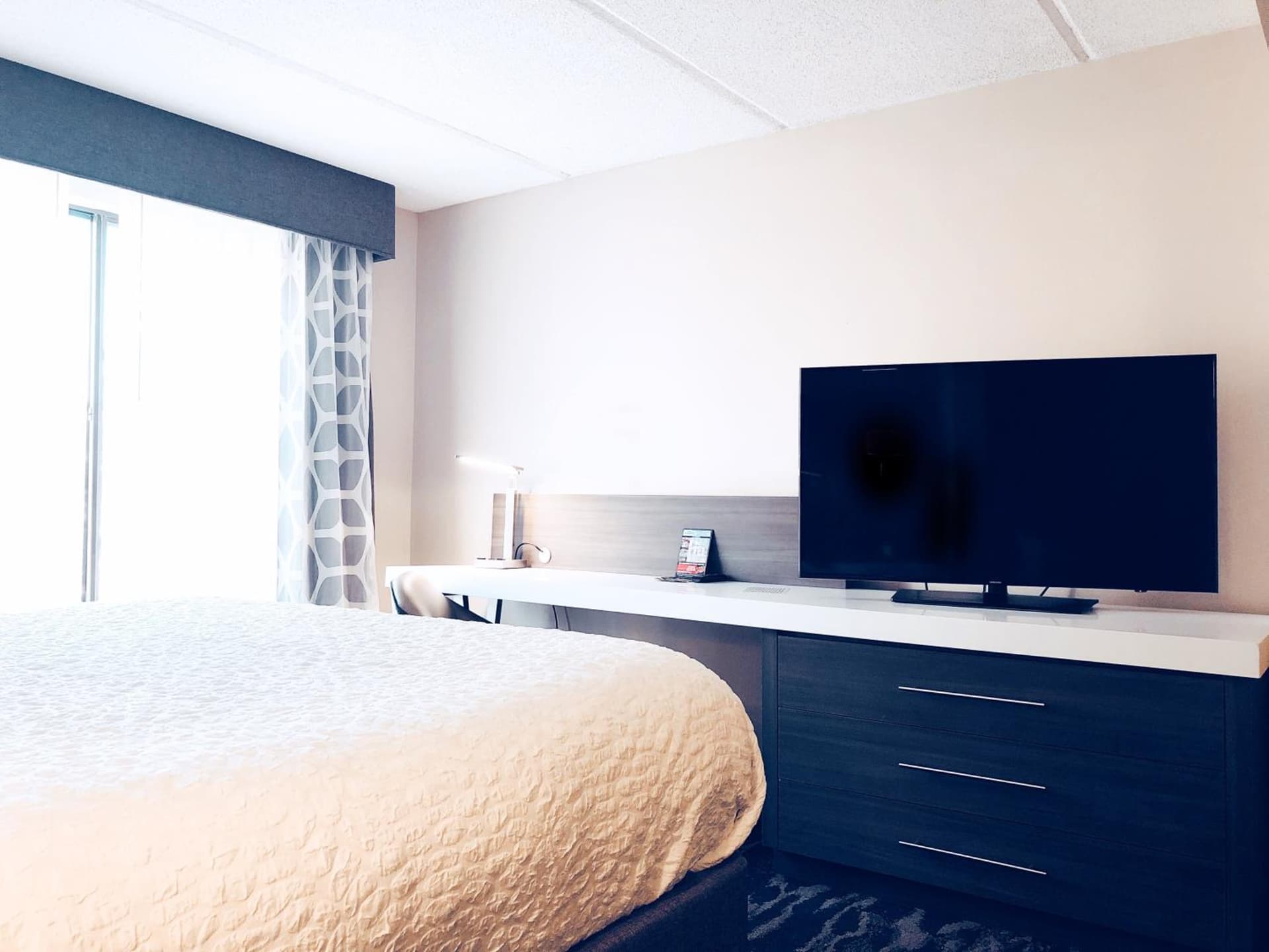 Comfort Inn & Suites Greenville Near East Carolina University gallery photo in Greenville, NC — image 75
