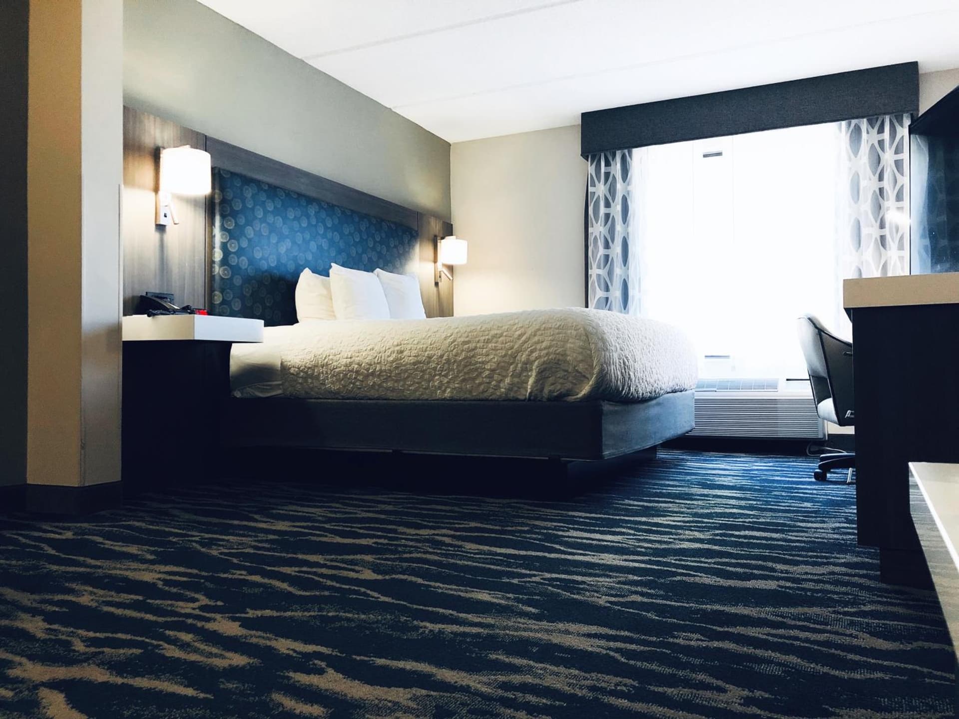 Comfort Inn & Suites Greenville Near East Carolina University gallery photo in Greenville, NC — image 74