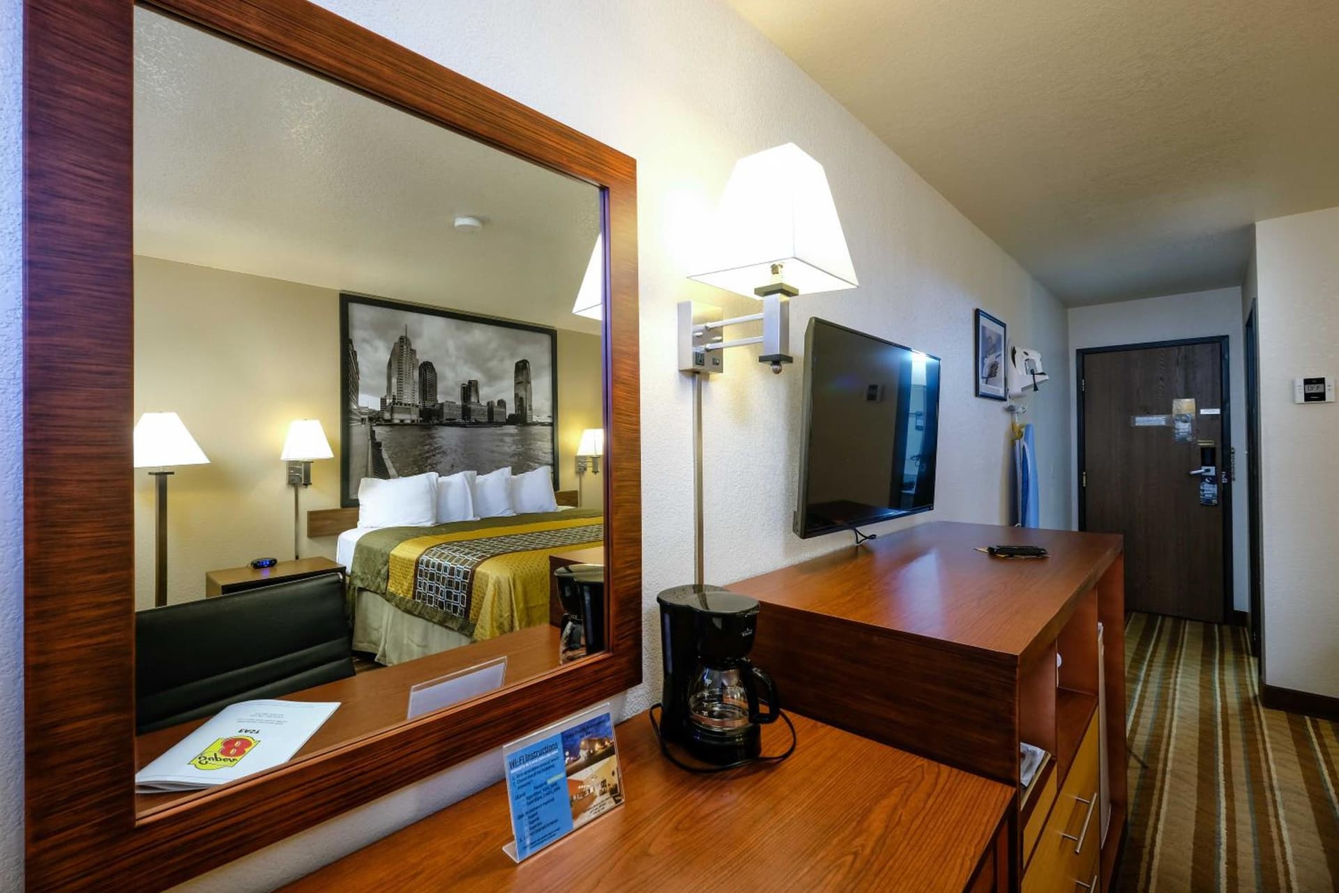 Super 8 by Wyndham Las Cruces/White Sands Area gallery photo in Las Cruces, NM — image 17
