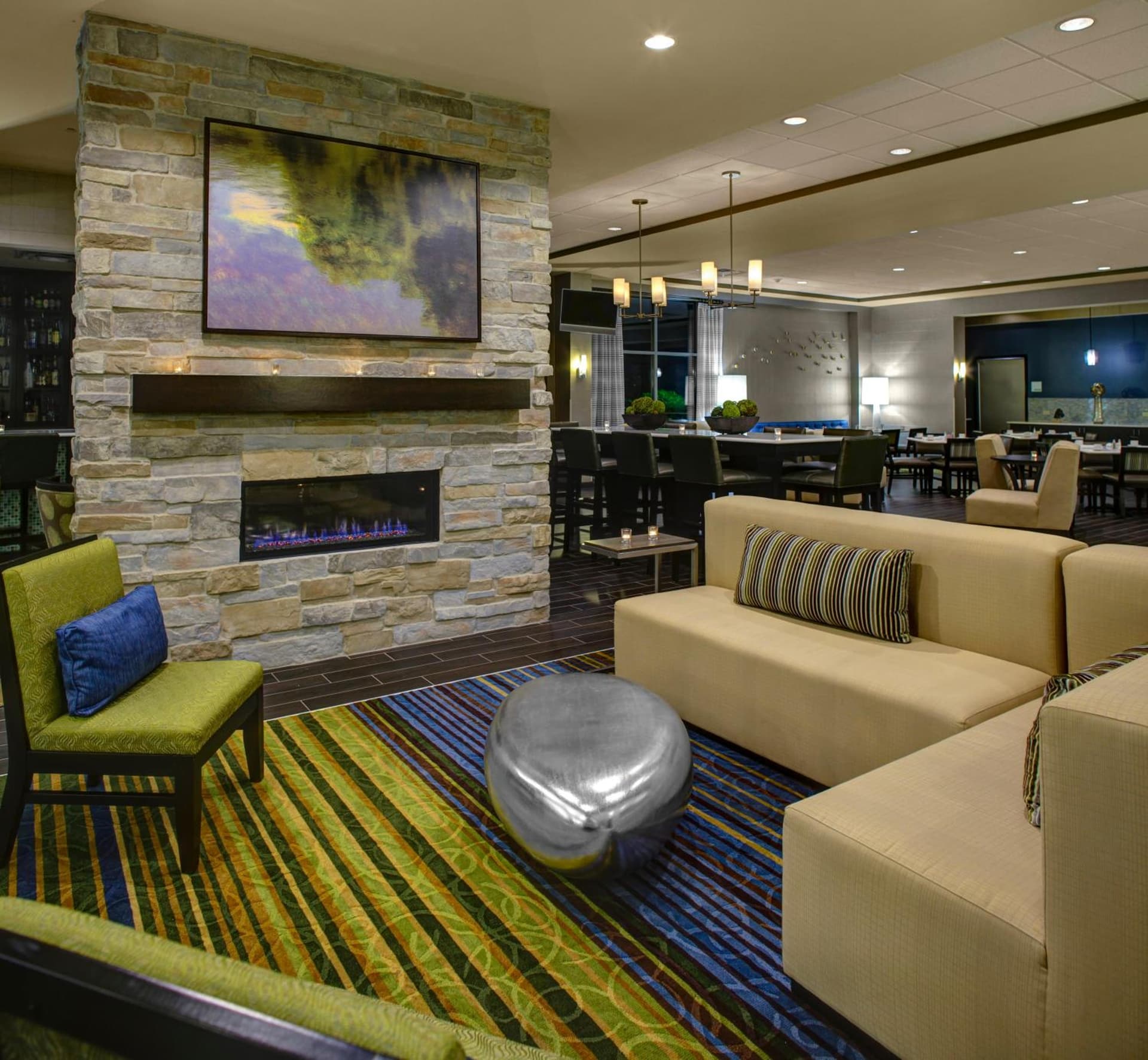 Holiday Inn Indianapolis North-Carmel by IHG gallery photo in Carmel, IN — image 16