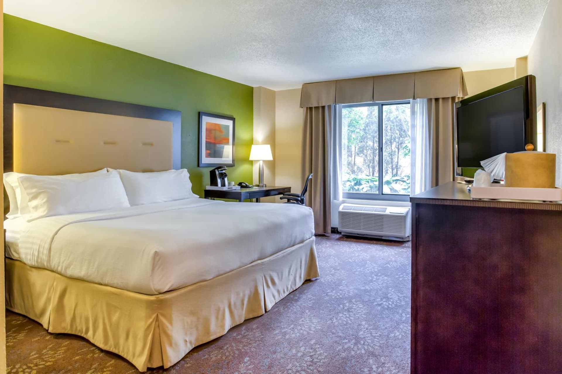 Holiday Inn Indianapolis North-Carmel by IHG gallery photo in Carmel, IN — image 9