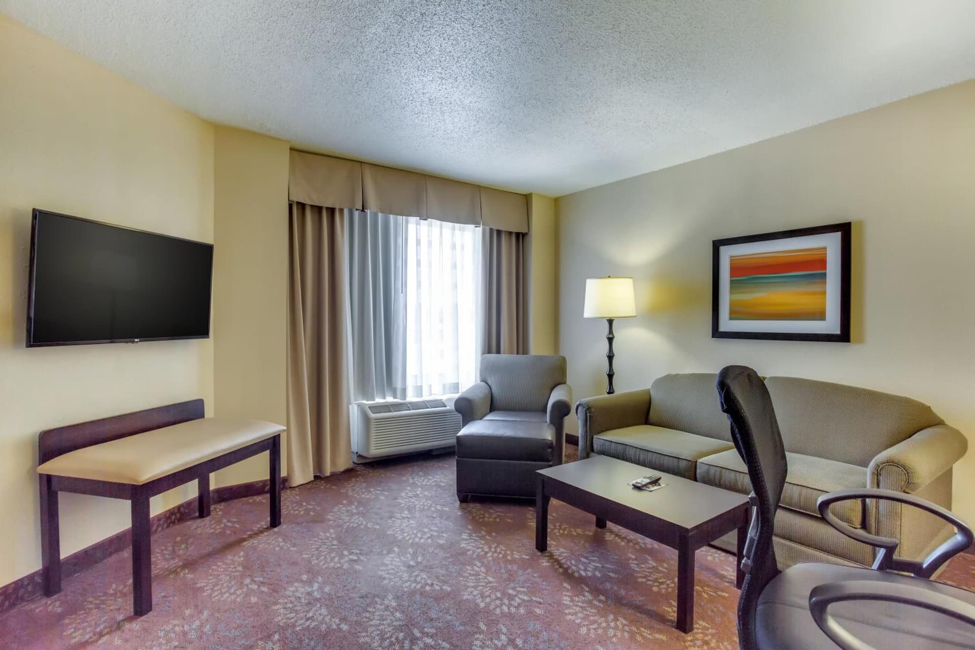 Holiday Inn Indianapolis North-Carmel by IHG interior in Carmel, IN — gallery photo 2