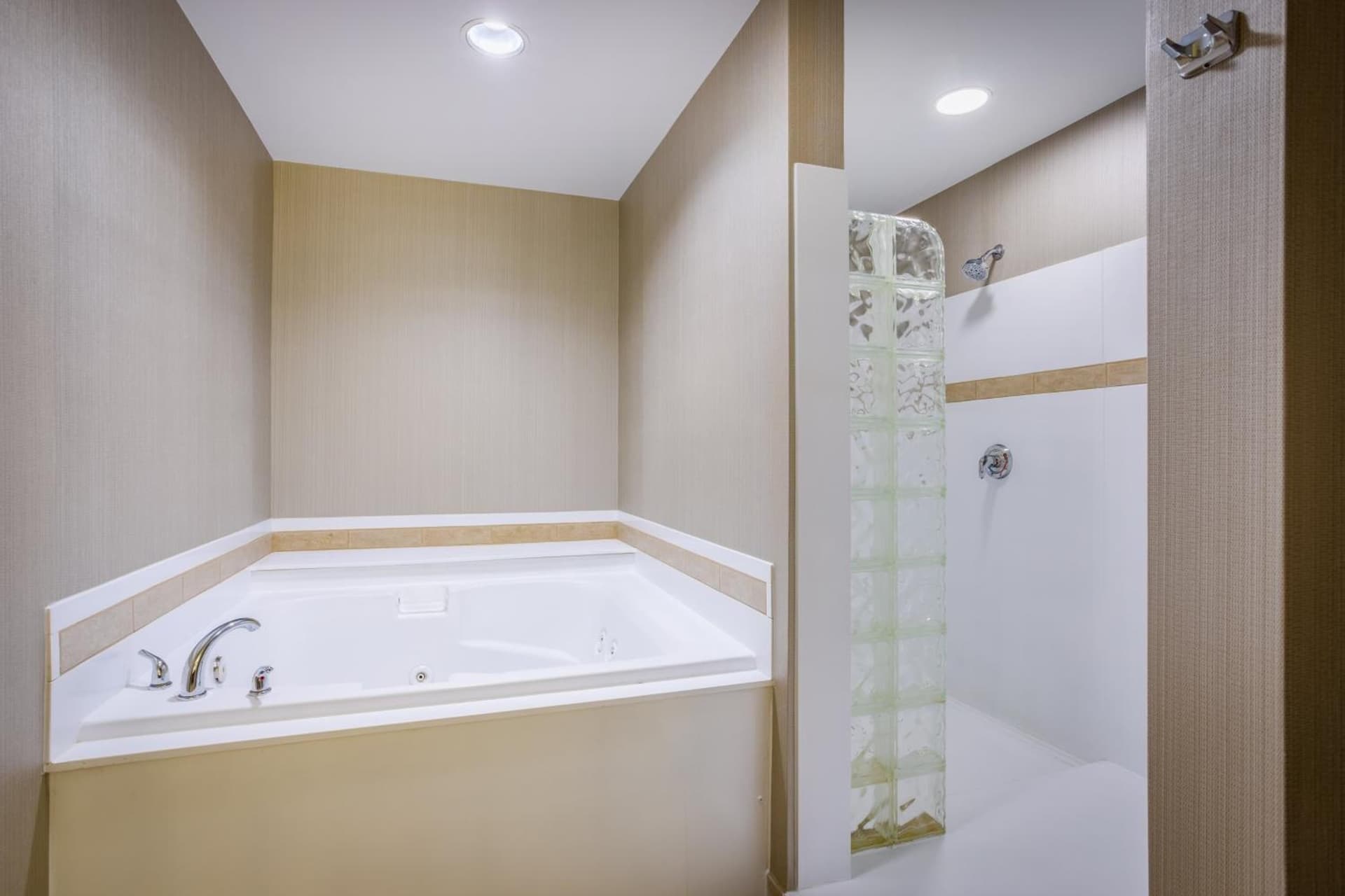 Holiday Inn Lafayette-City Centre by IHG gallery photo in Lafayette, IN — image 57