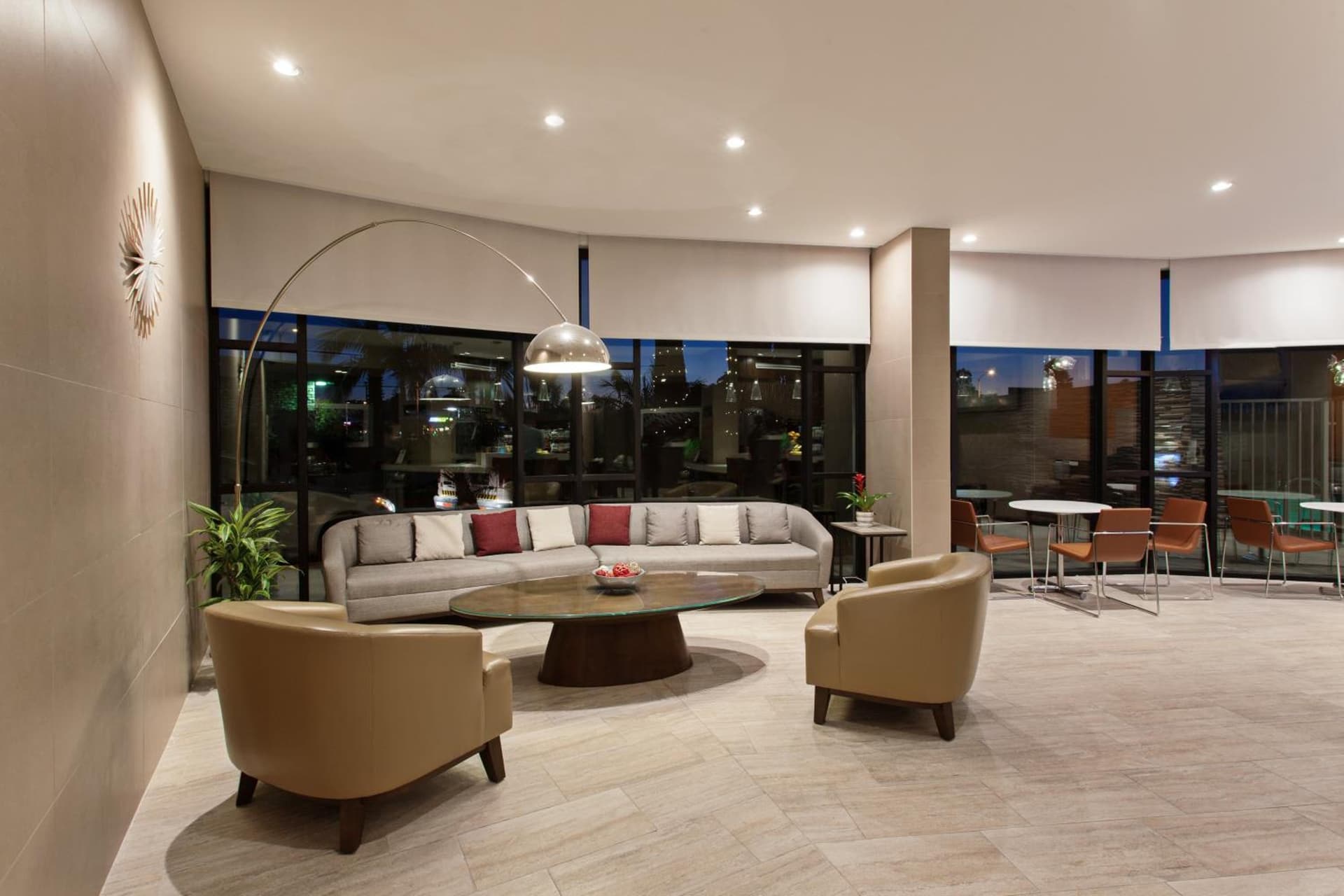 Holiday Inn Long Beach - Airport by IHG gallery photo in Long Beach, CA — image 10