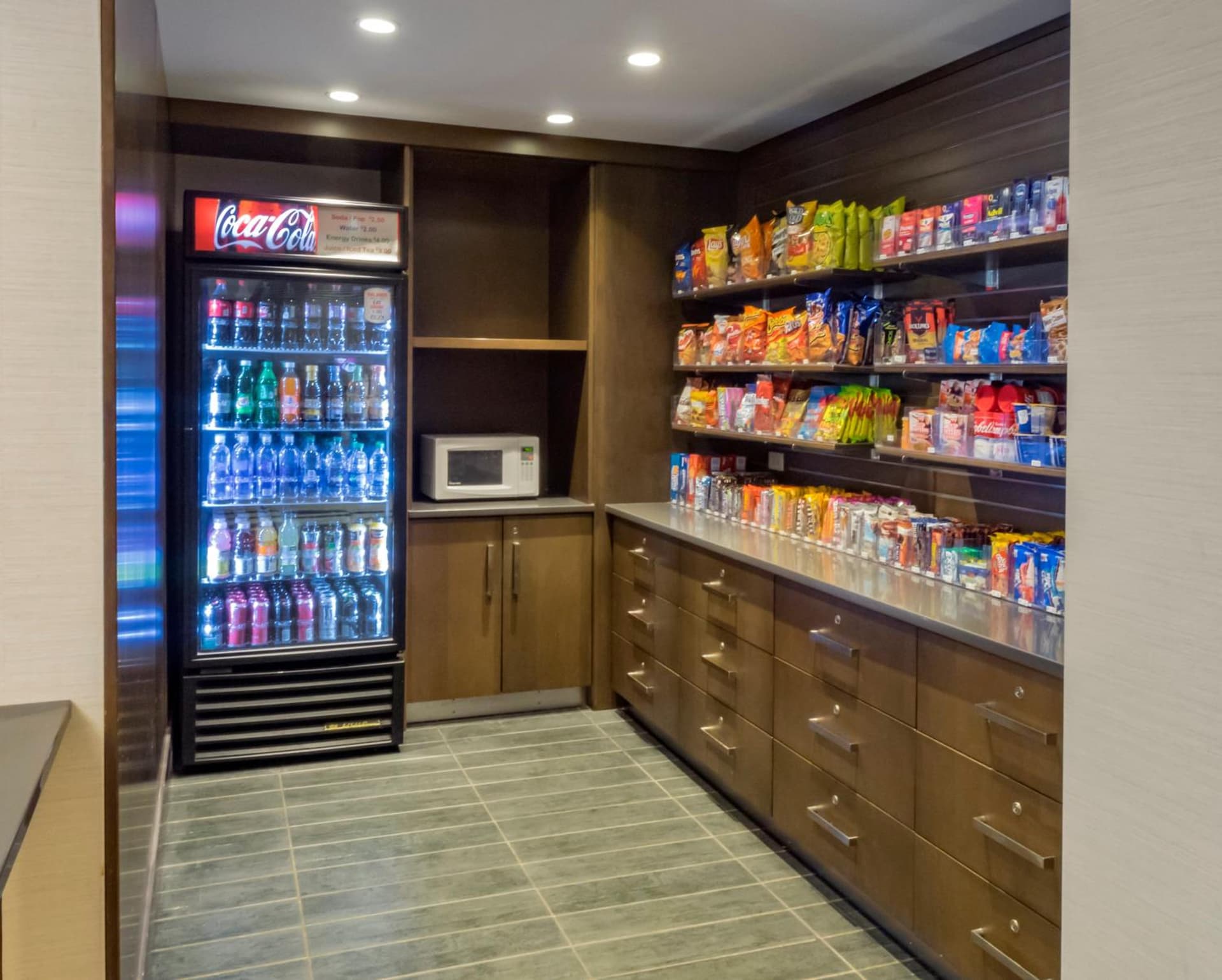 Holiday Inn Niagara Falls State Park Entry by IHG property views in Niagara Falls, NY — gallery photo 3