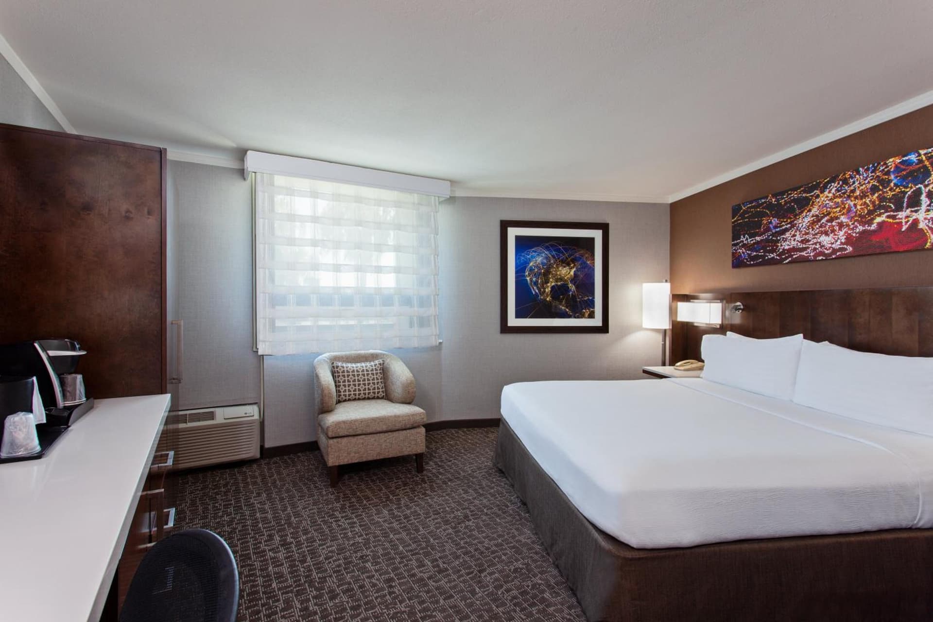 Holiday Inn Long Beach - Airport by IHG gallery photo in Long Beach, CA — image 80