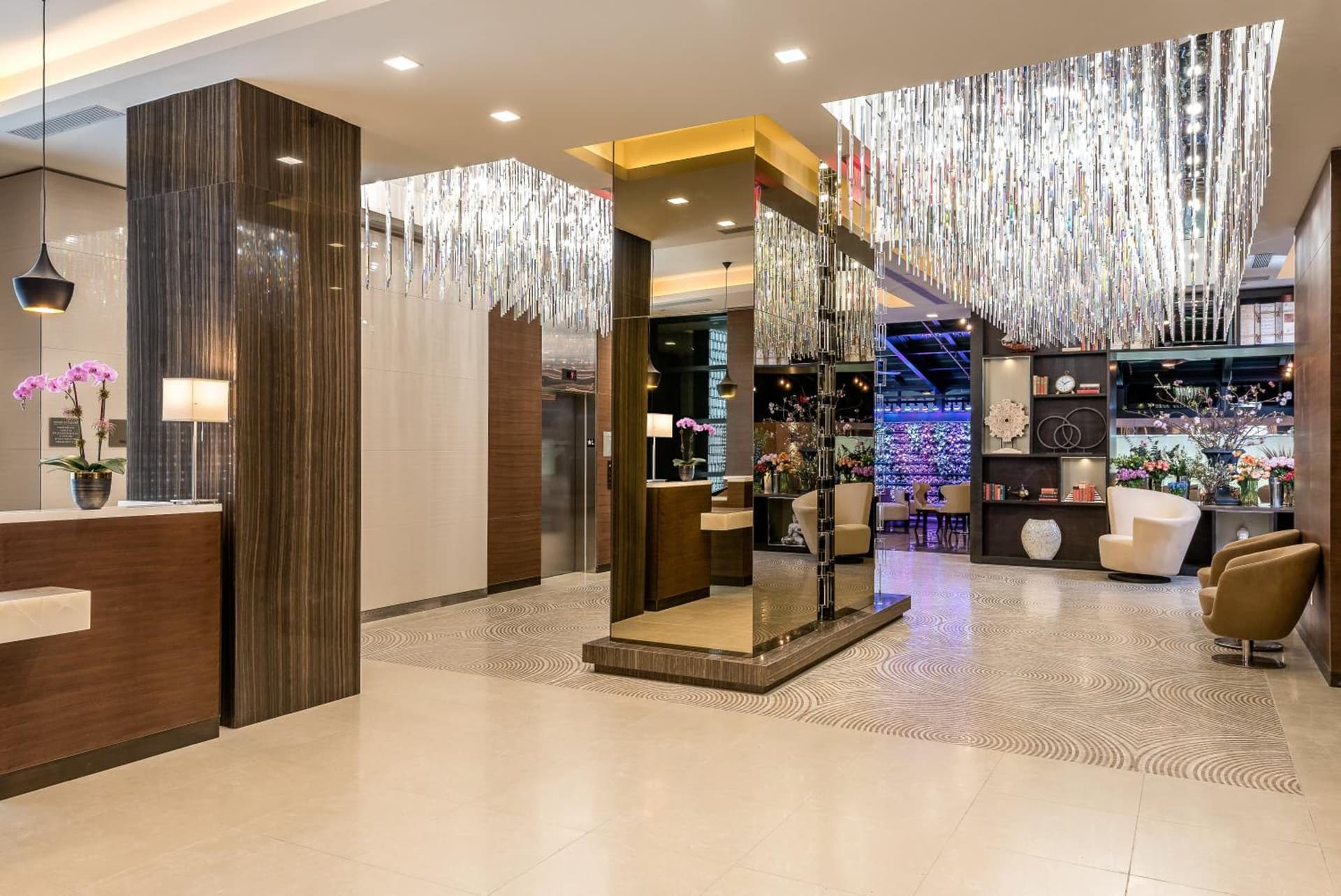 Holiday Inn Brooklyn Downtown by IHG interior in Brooklyn, NY — gallery photo 2