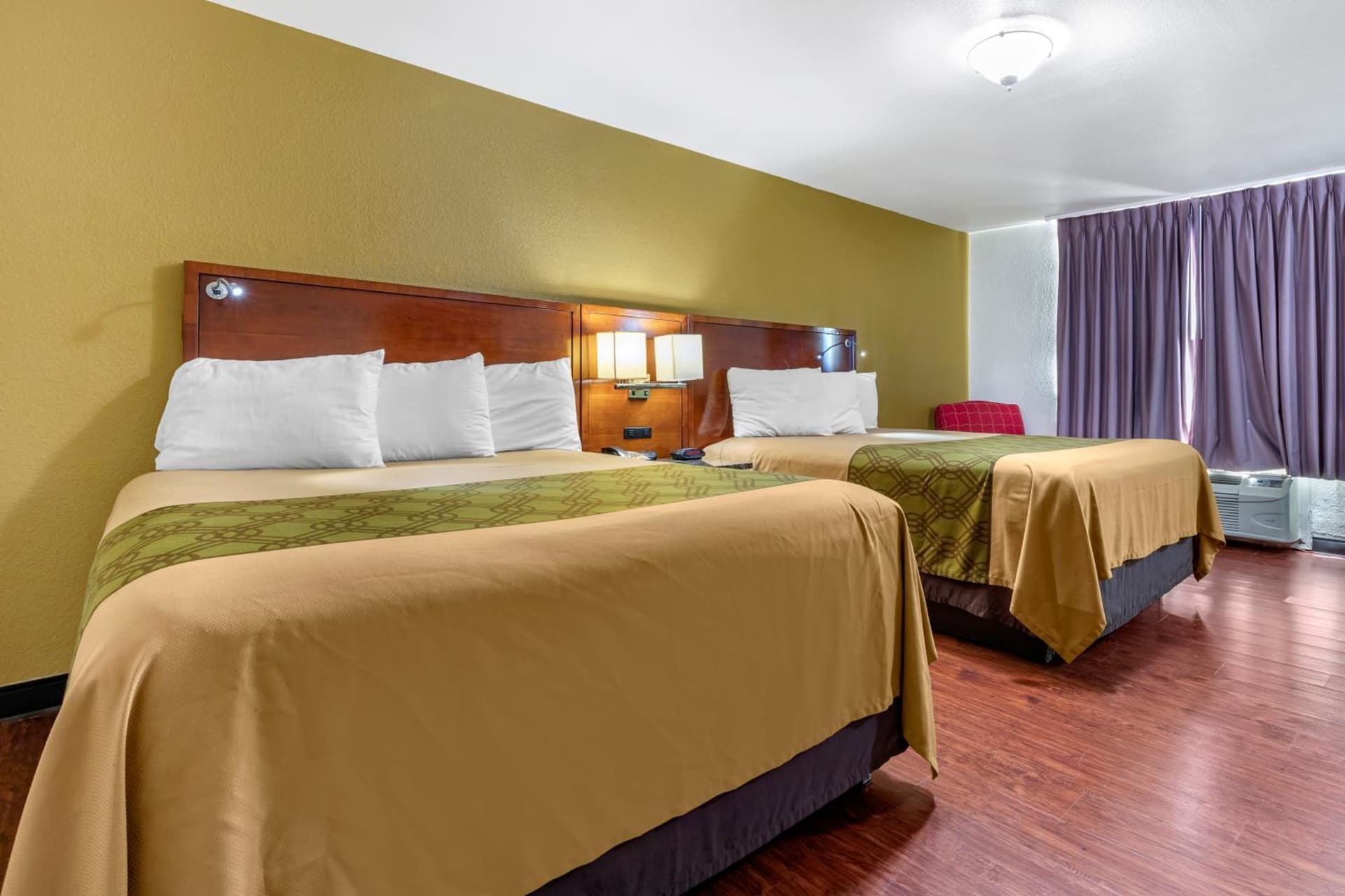 Rose City Inn & Suites gallery photo in Tyler, TX — image 5