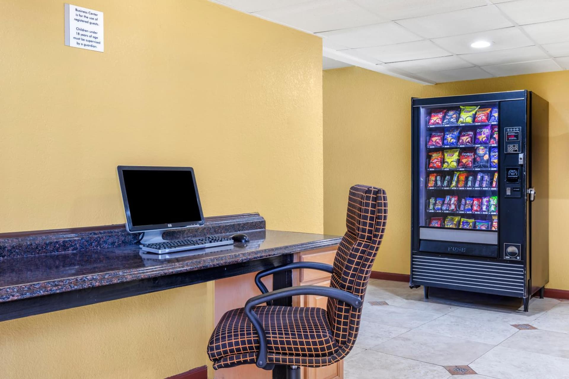 Rose City Inn & Suites gallery photo in Tyler, TX — image 6