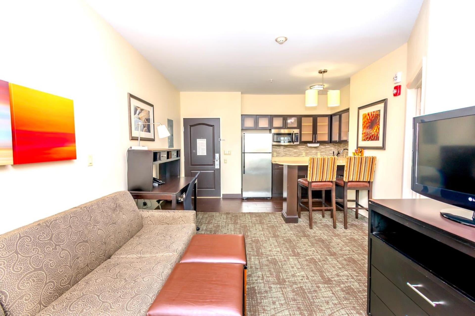 Staybridge Suites Houston - IAH Airport by IHG interior in Houston, TX — gallery photo 2