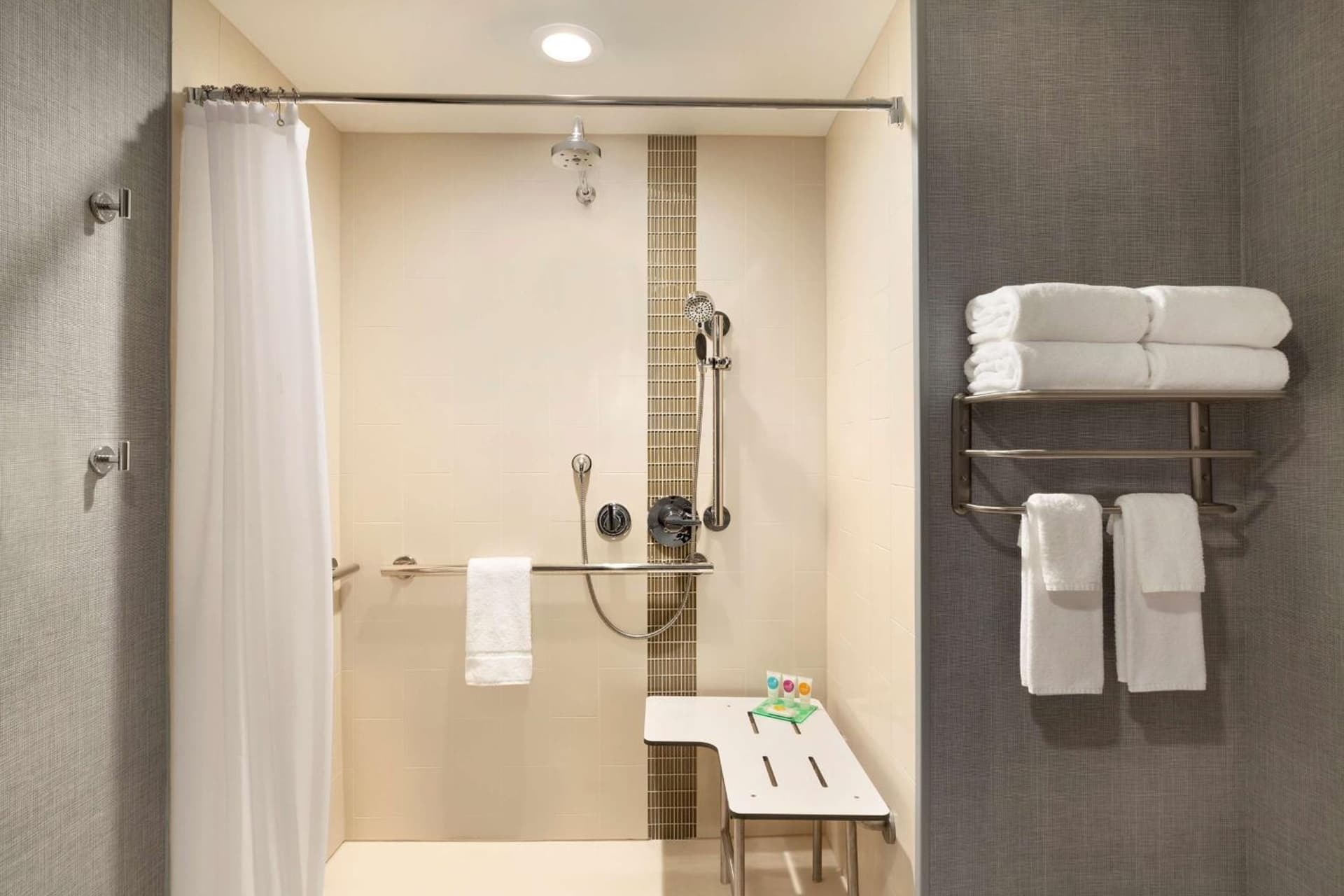 Hyatt Place Vacaville gallery photo in Vacaville, CA — image 17