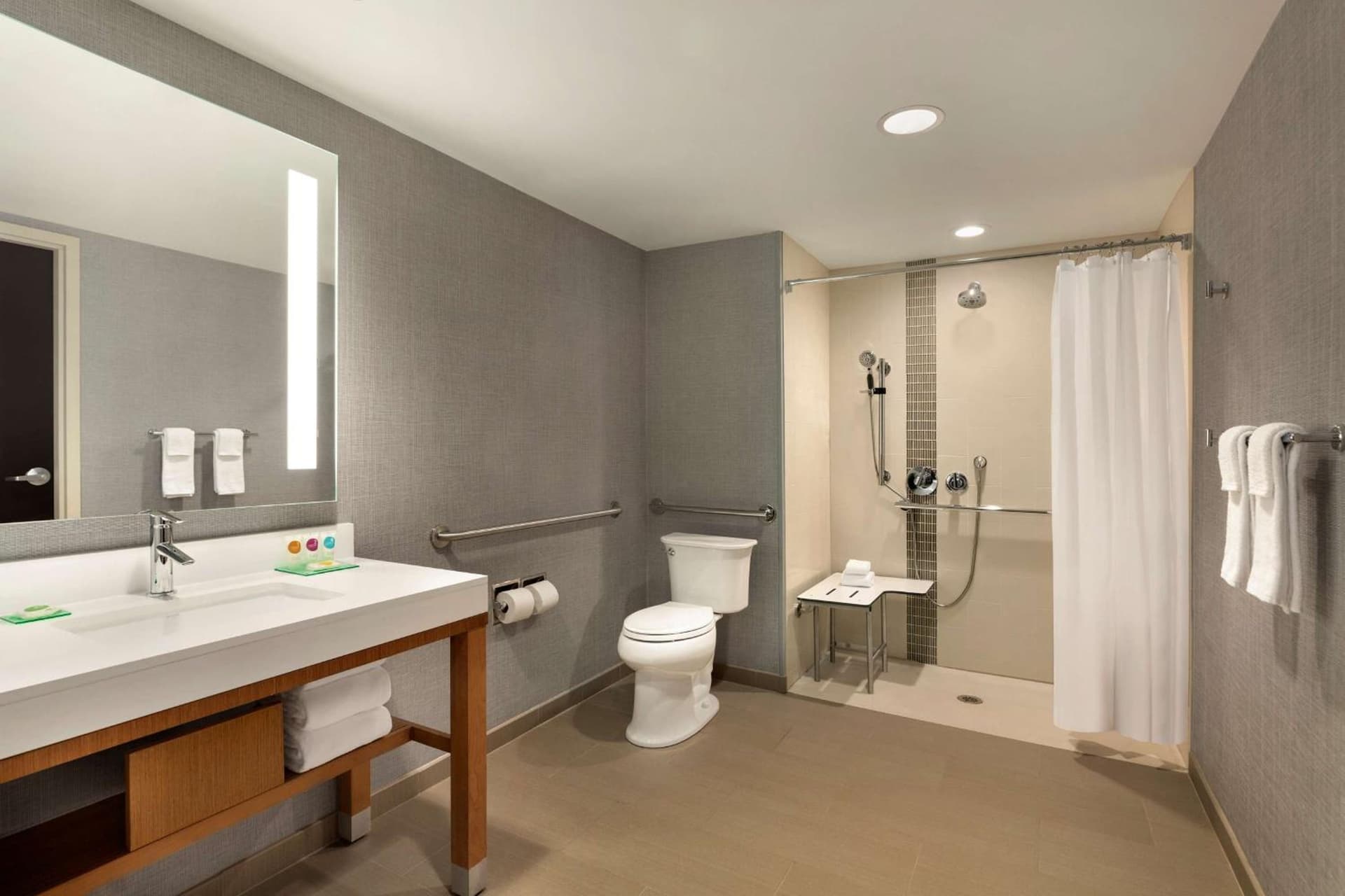 Hyatt Place Vacaville gallery photo in Vacaville, CA — image 7