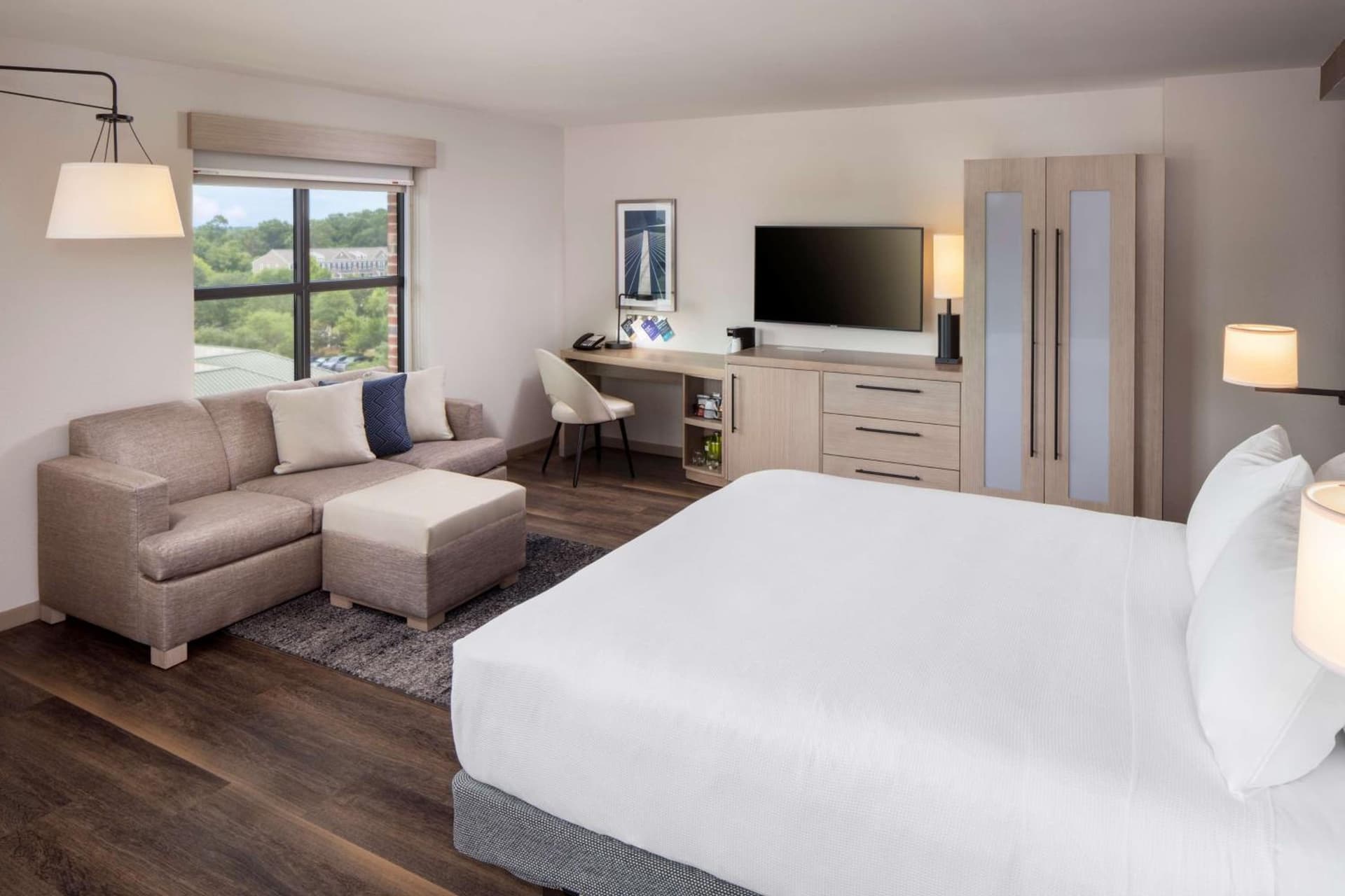 Hyatt Place Mount Pleasant Towne Centre property views in Charleston, SC — gallery photo 3