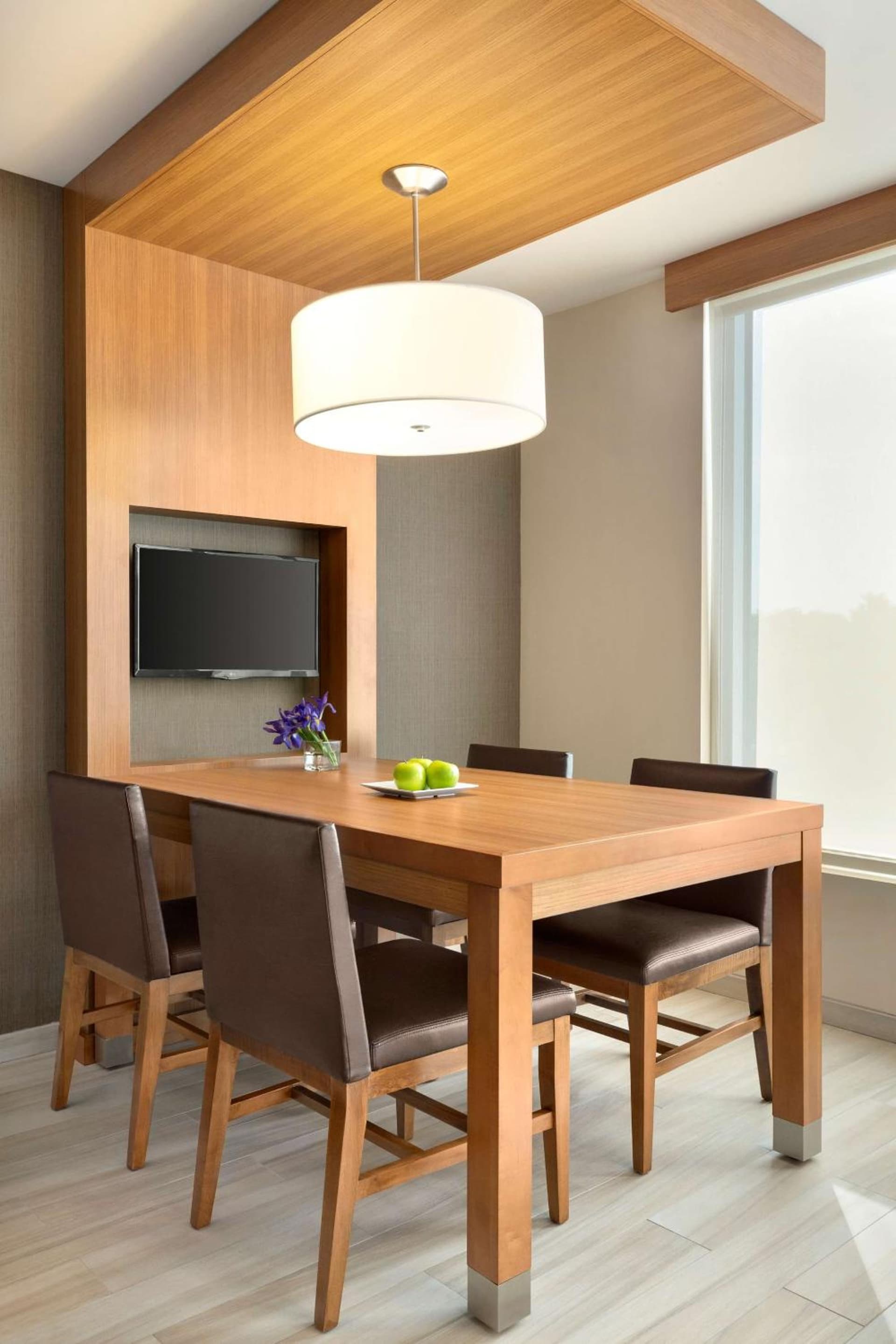 Hyatt Place Vacaville gallery photo in Vacaville, CA — image 35