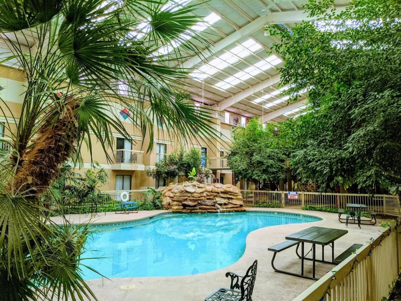 Atrium Inn interior in Fort Stockton, TX — gallery photo 2