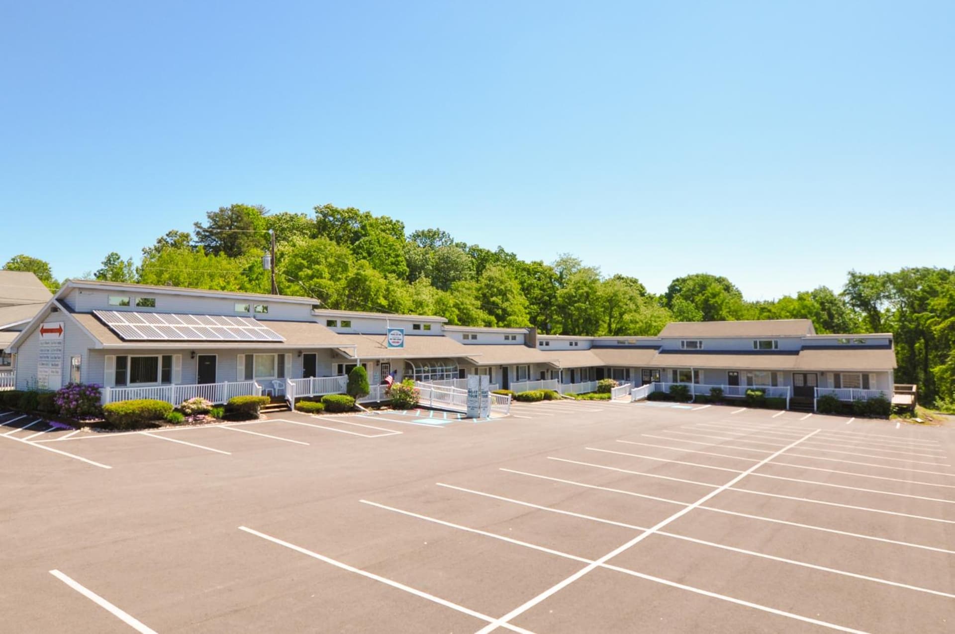 East Shore Lodging featured exterior or lobby in Hawley, PA — similar hotel