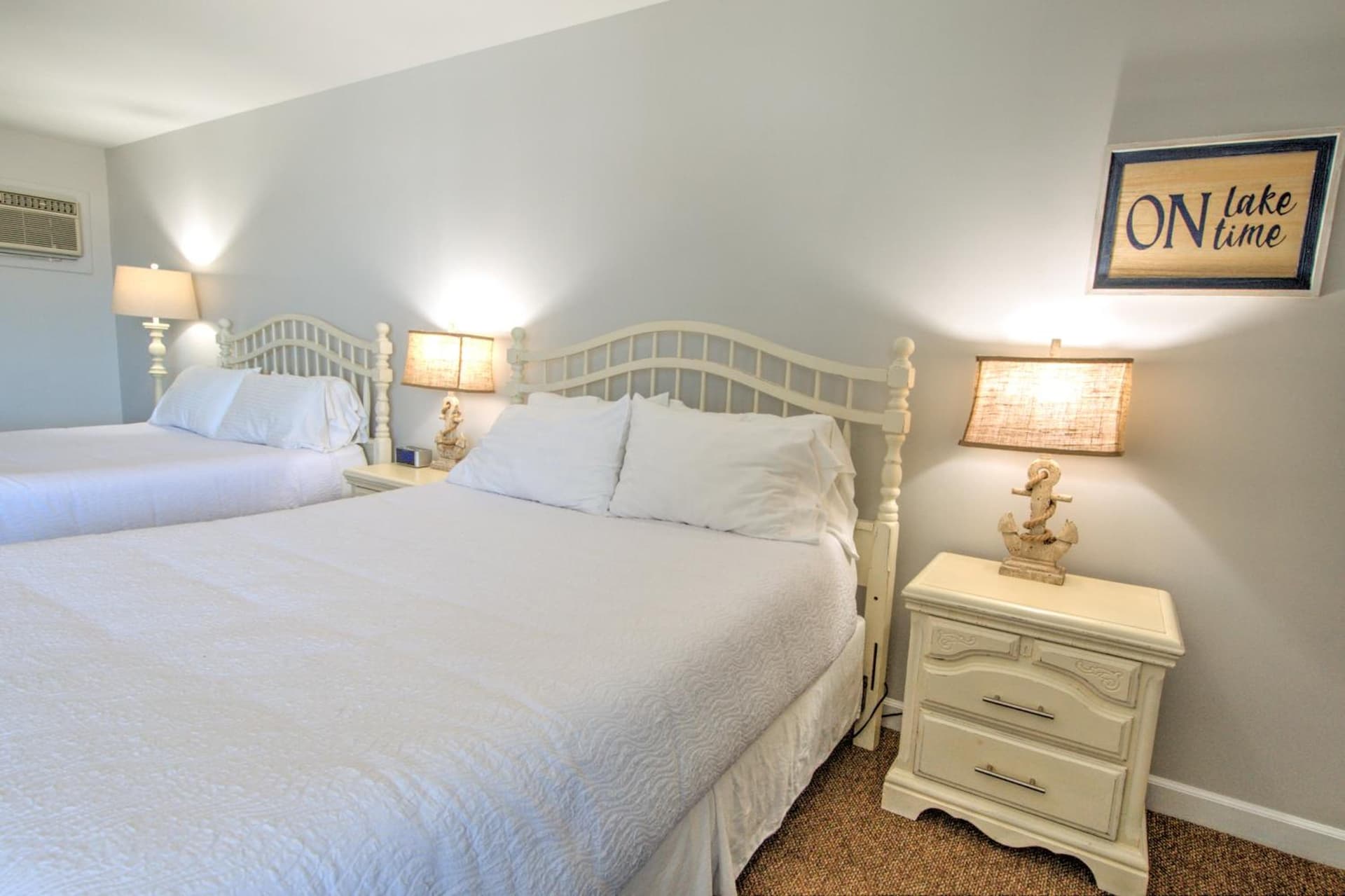 East Shore Lodging gallery photo in Hawley, PA — image 31