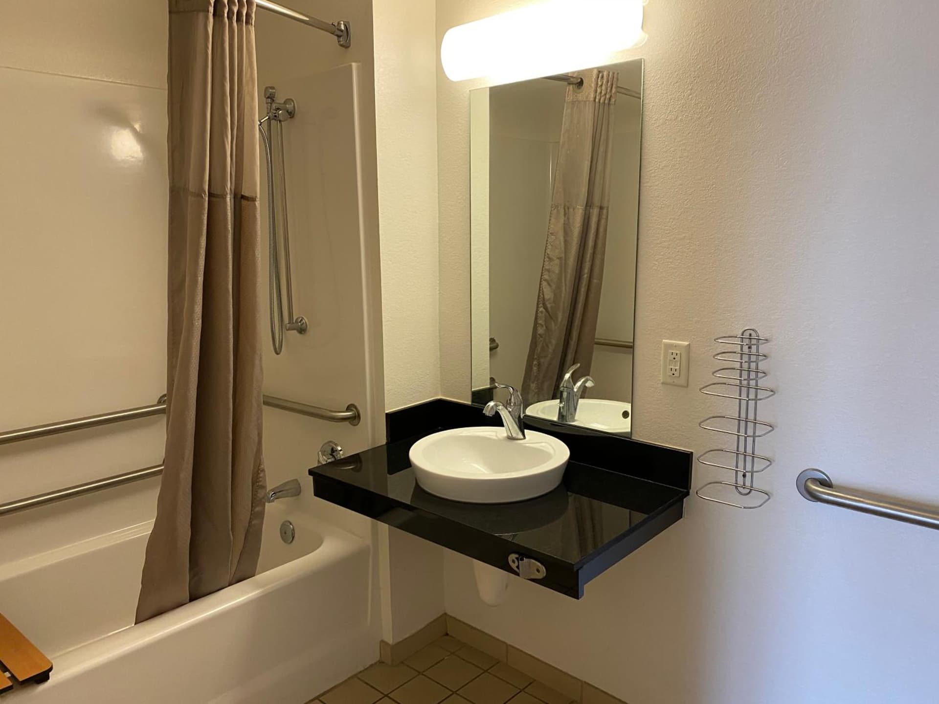 Motel 6-Memphis, TN - Downtown gallery photo in Memphis, TN — image 18