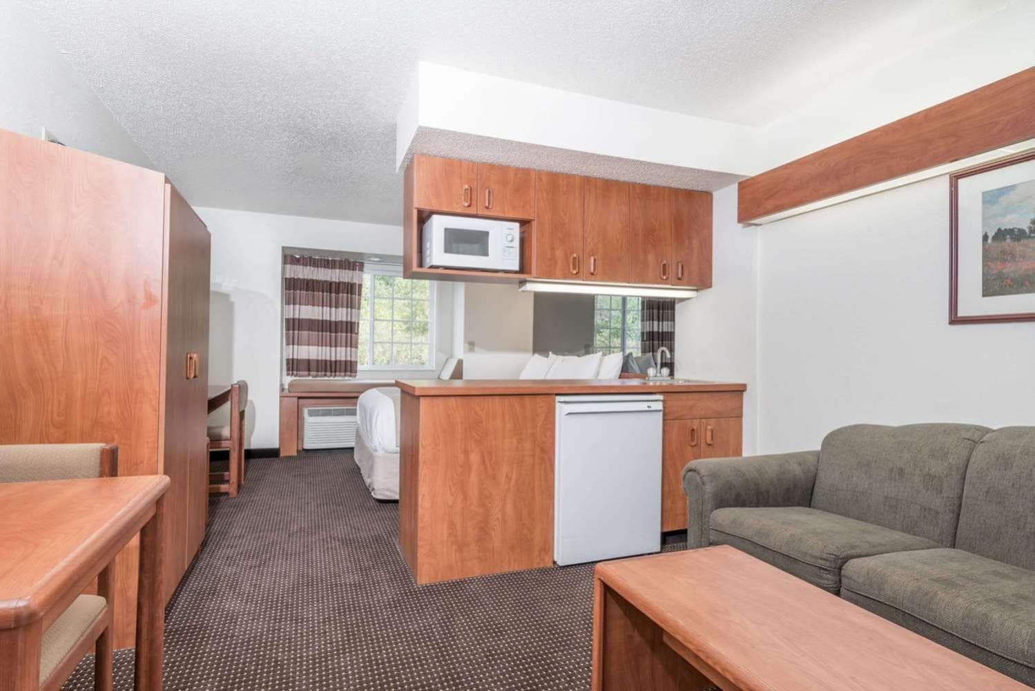 Microtel Inn & Suites by Wyndham Rice Lake property views in Rice Lake, WI — gallery photo 3