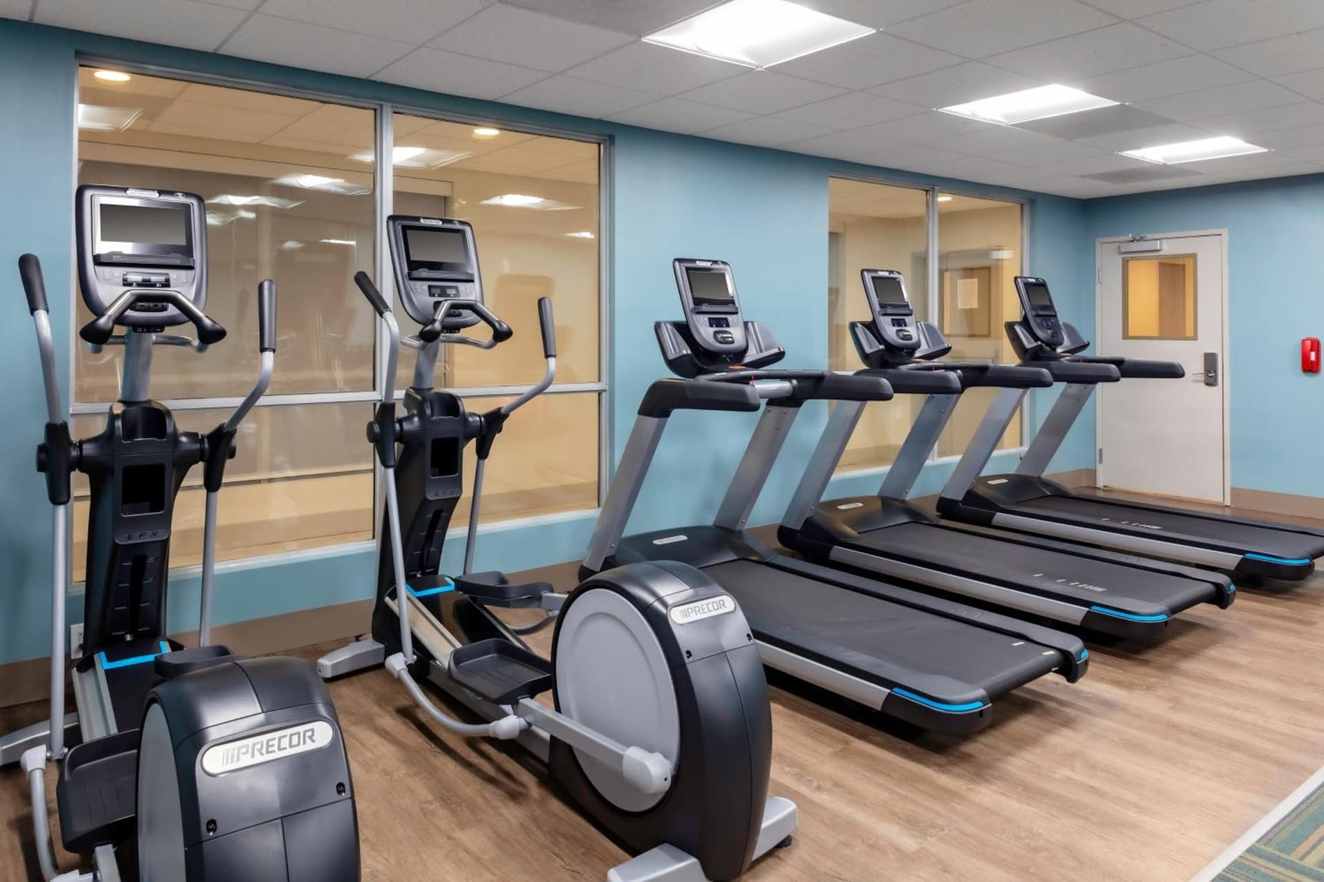 Holiday Inn Express & Suites Wilmington West - Medical Park by IHG gallery photo in Wilmington, NC — image 28