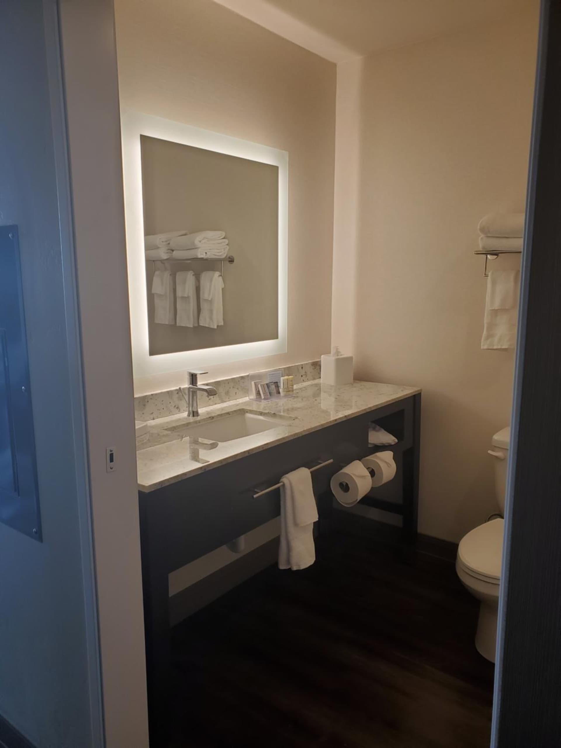 Simple Suites Boise Airport gallery photo in Boise, ID — image 11
