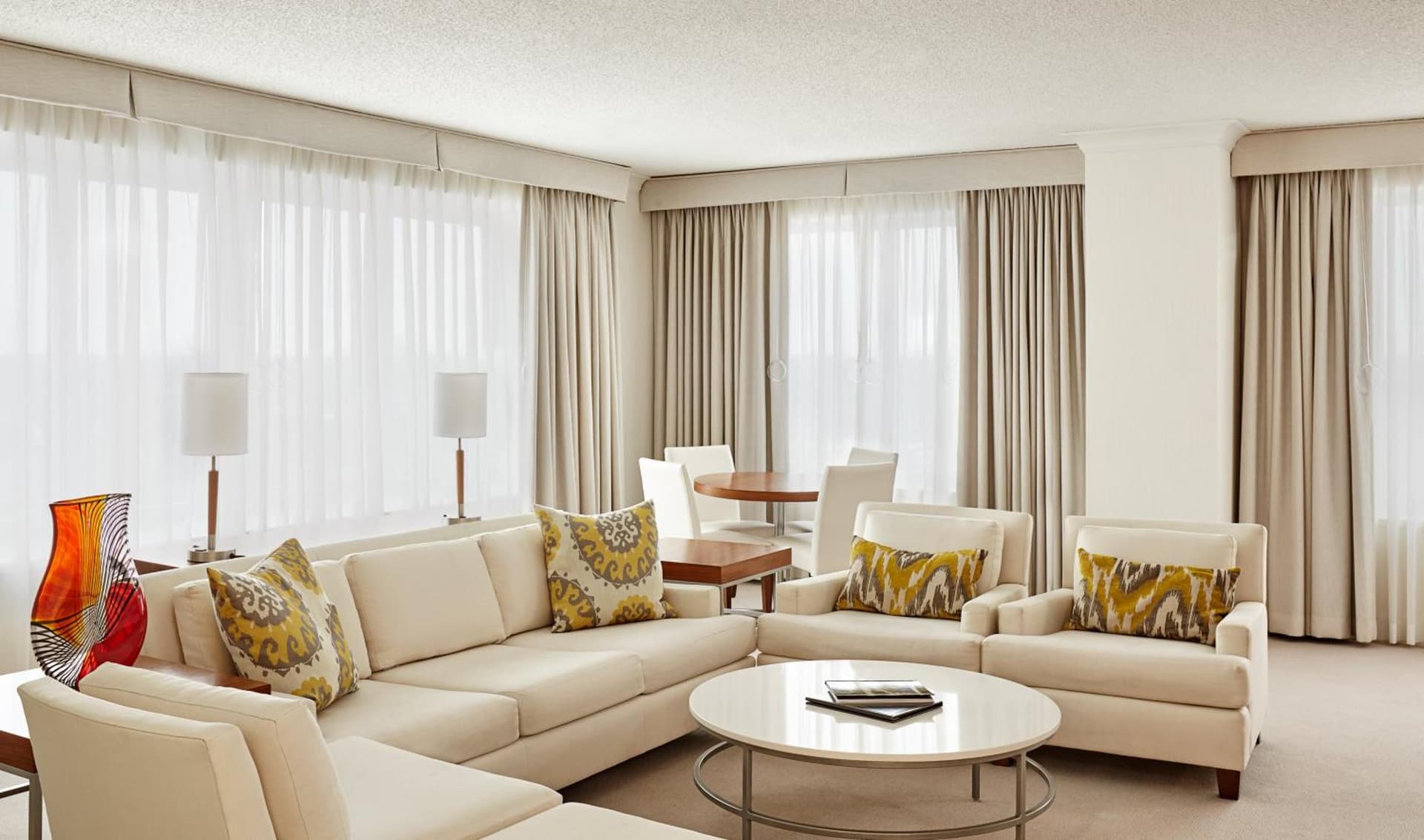InterContinental Suites Hotel Cleveland by IHG gallery photo in Cleveland, OH — image 8