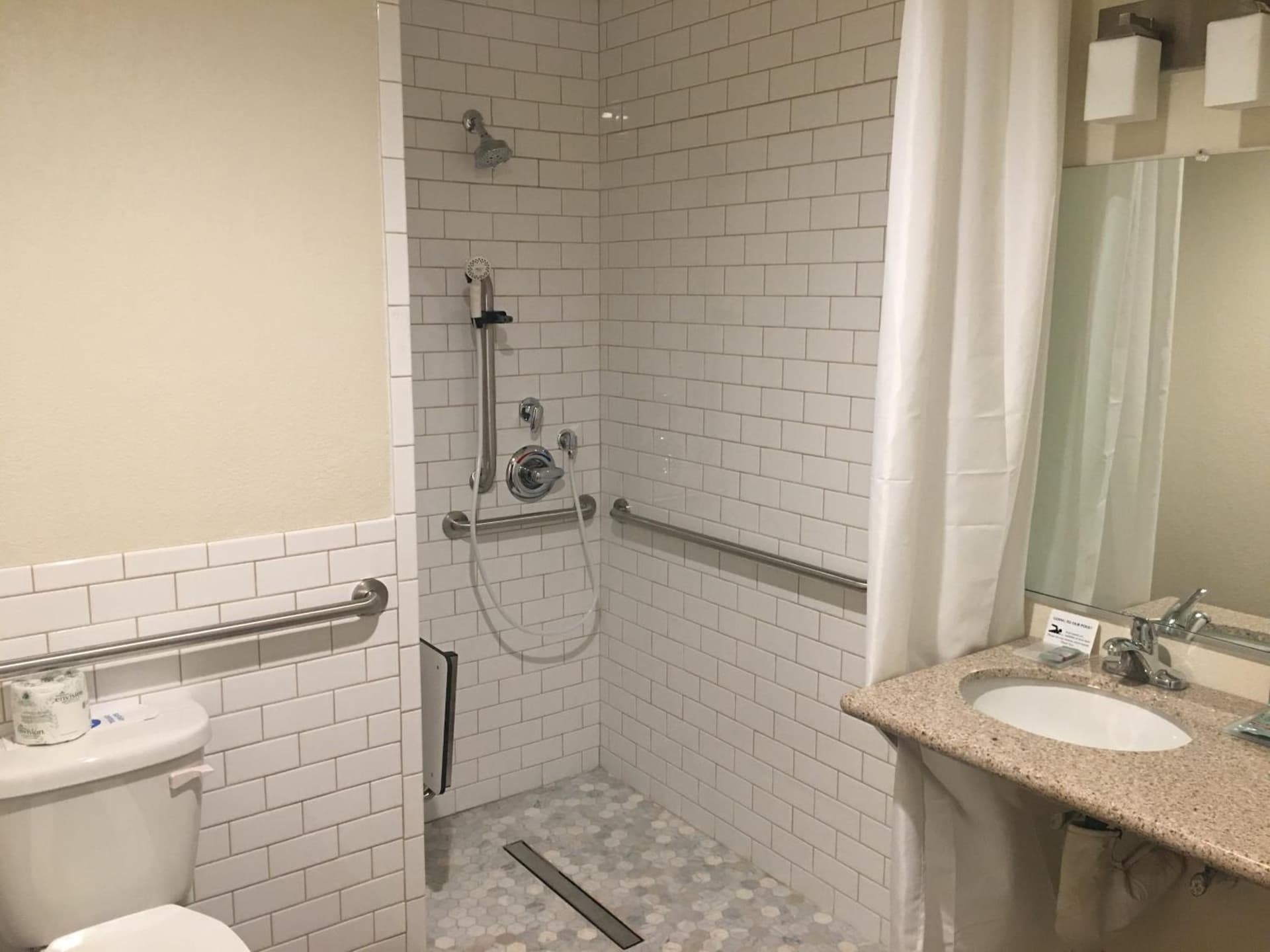Best Western Town & Country Lodge gallery photo in Tulare, CA — image 28