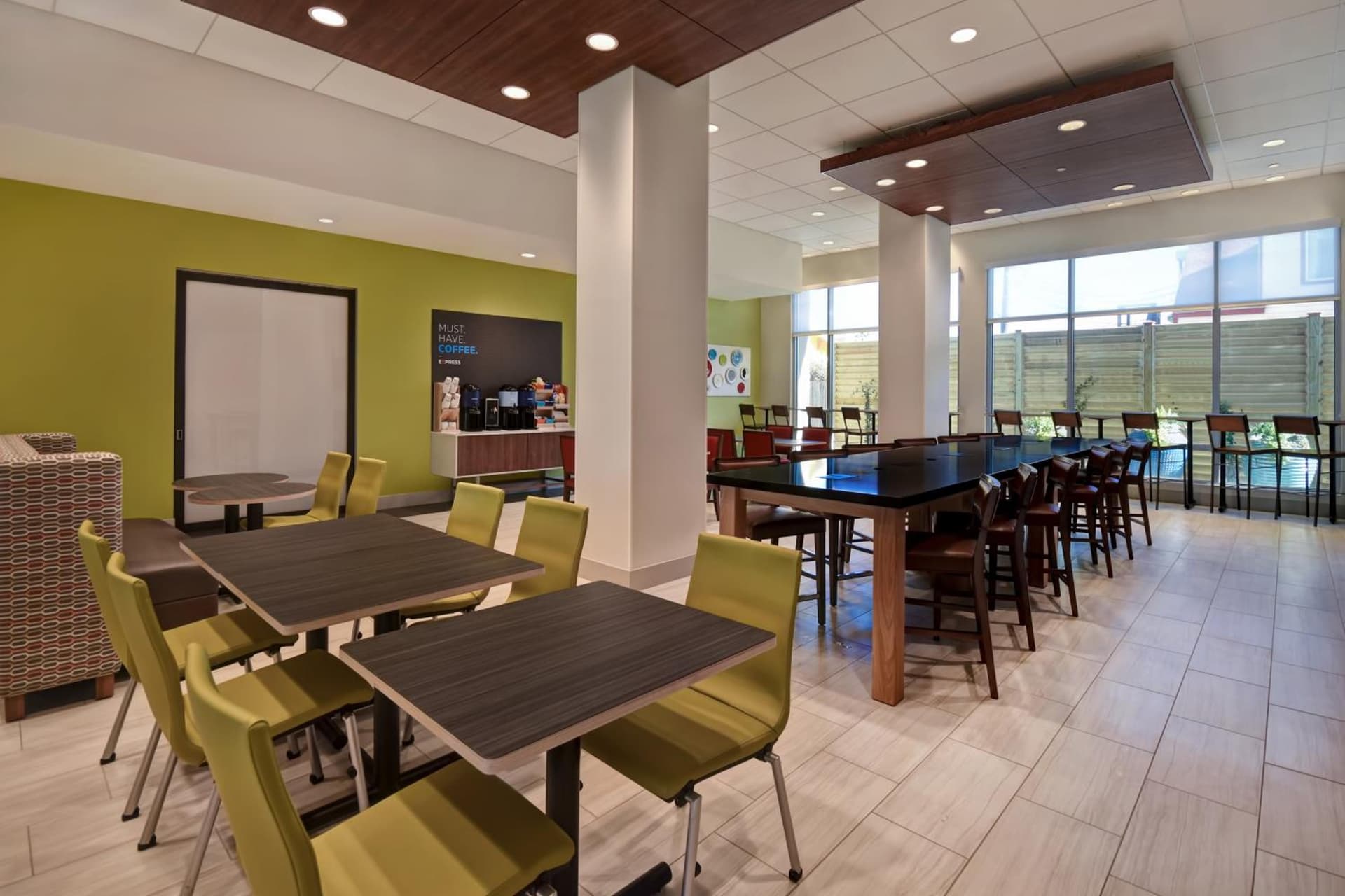 Holiday Inn Express & Suites - Galveston Beach by IHG gallery photo in Galveston, TX — image 33
