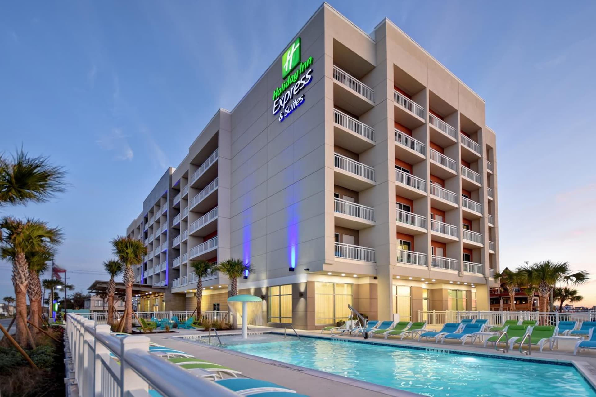 Holiday Inn Express & Suites - Galveston Beach by IHG — hotel in Galveston, Texas