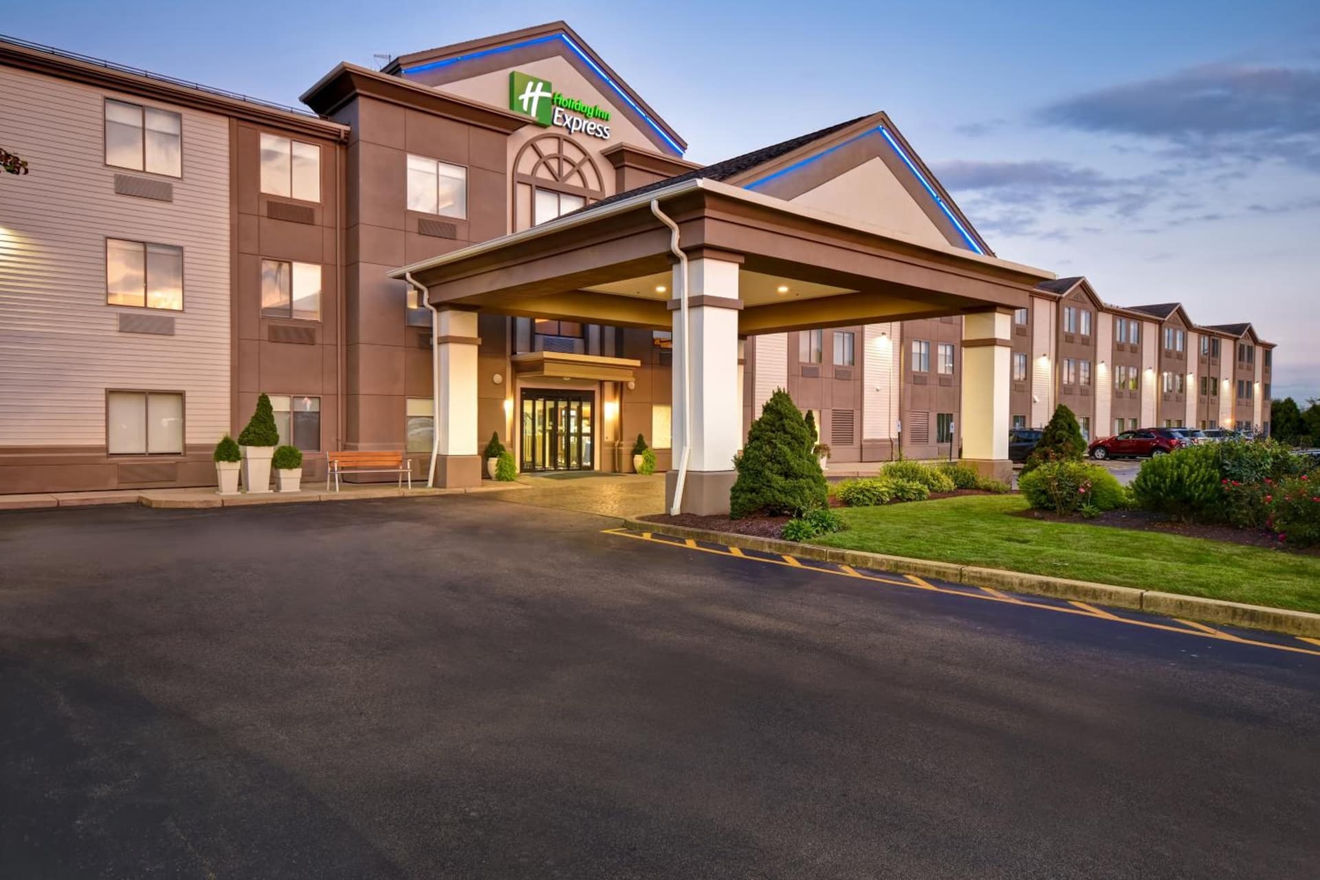 Holiday Inn Express Newport North - Middletown by IHG featured exterior or lobby in Middletown, RI — similar hotel