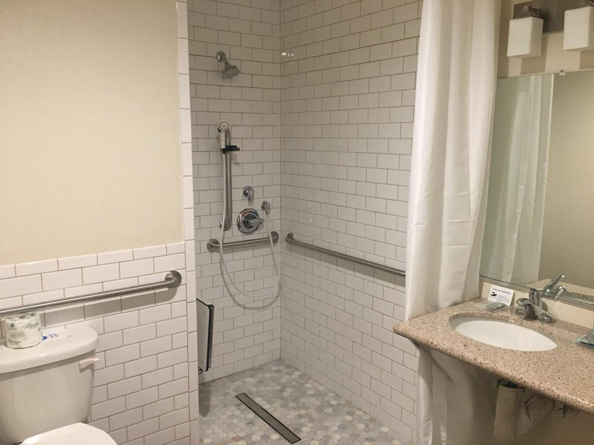 Best Western Town & Country Lodge gallery photo in Tulare, CA — image 24