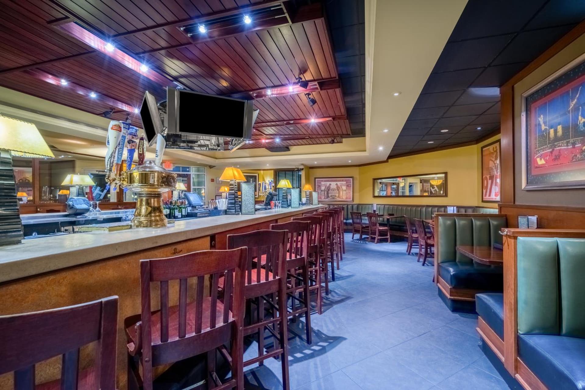 Crowne Plaza Dulles Airport by IHG gallery photo in Herndon, VA — image 6