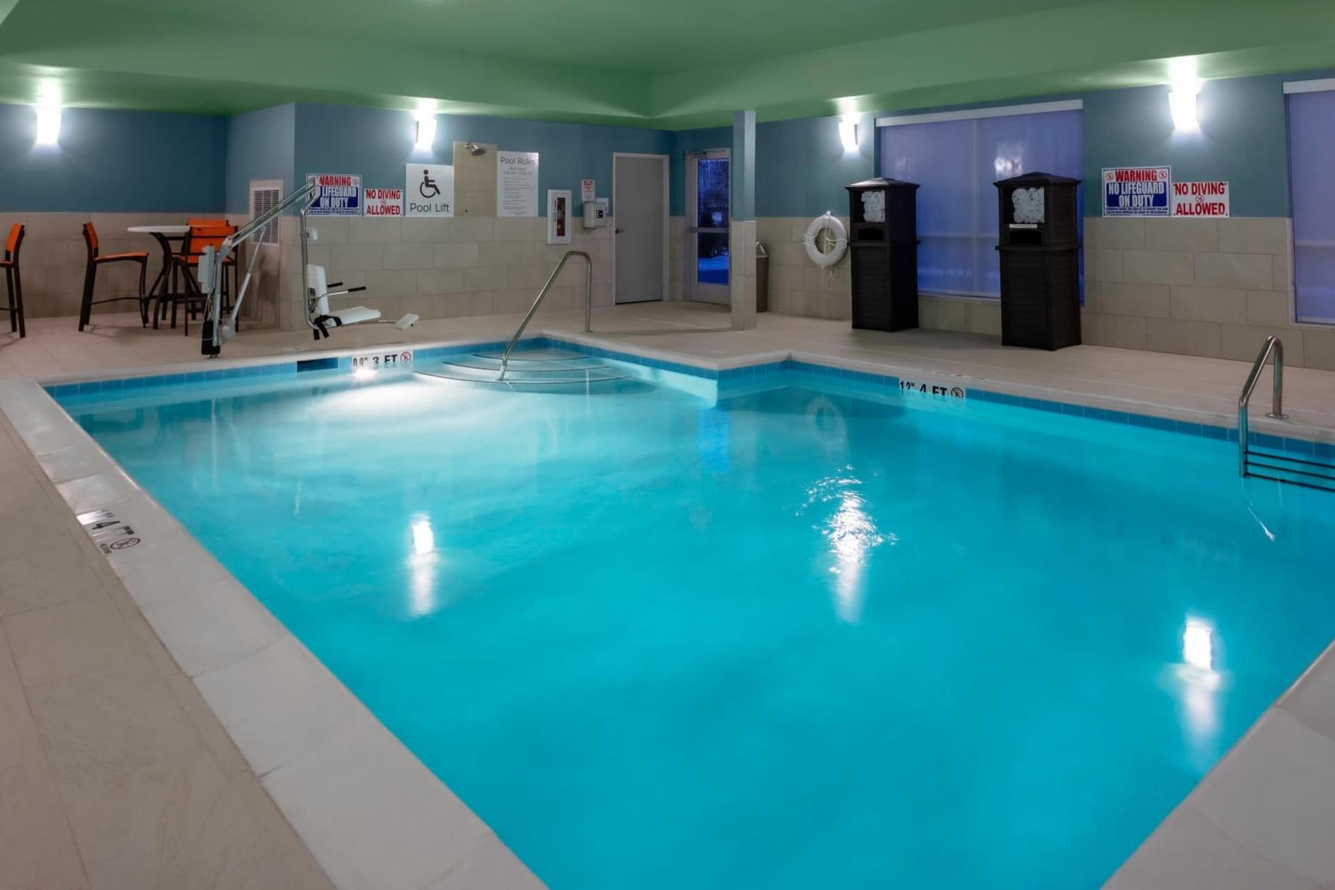 Holiday Inn Express & Suites Wilmington West - Medical Park by IHG gallery photo in Wilmington, NC — image 22