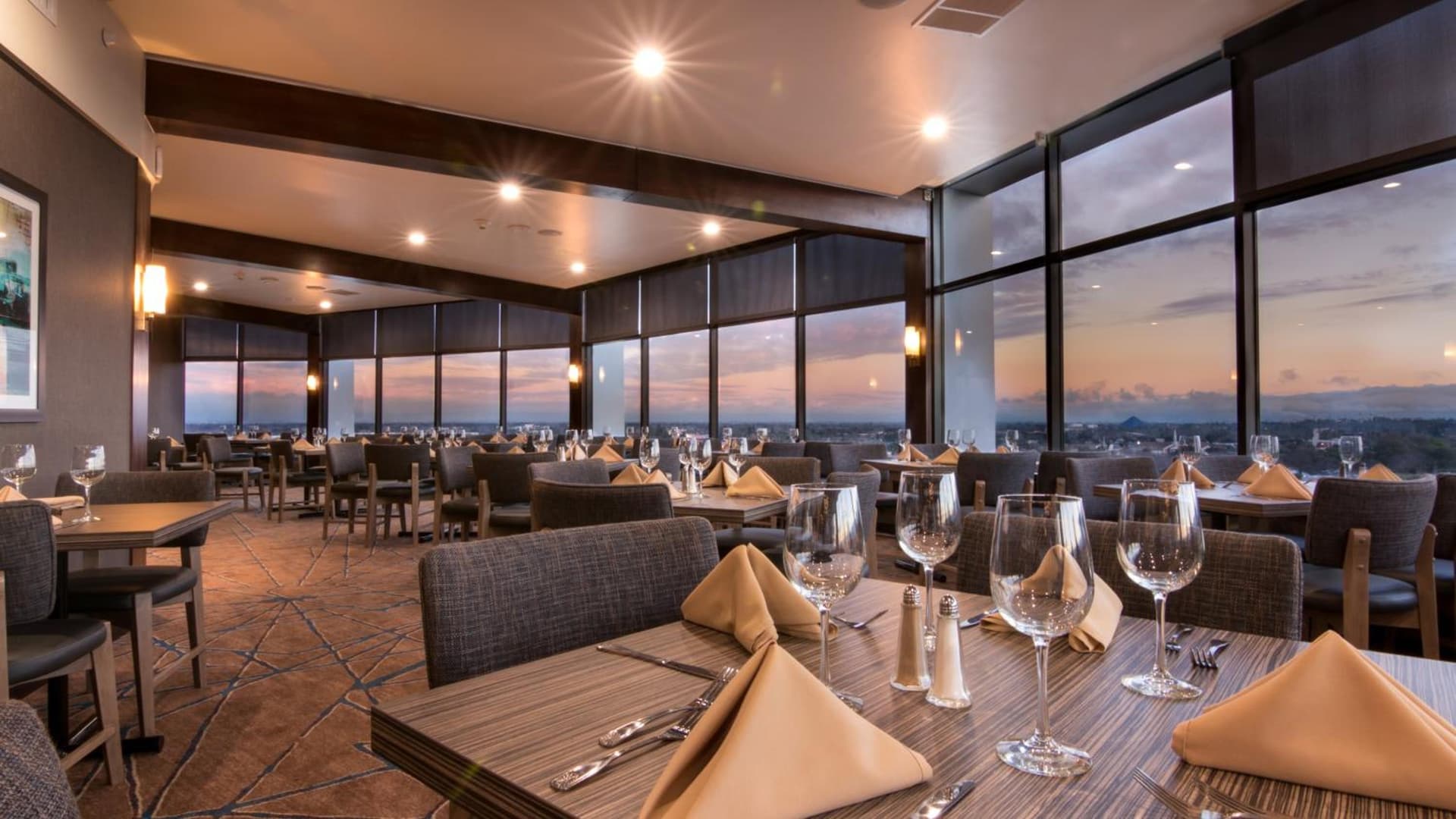 Holiday Inn Long Beach - Airport by IHG gallery photo in Long Beach, CA — image 75