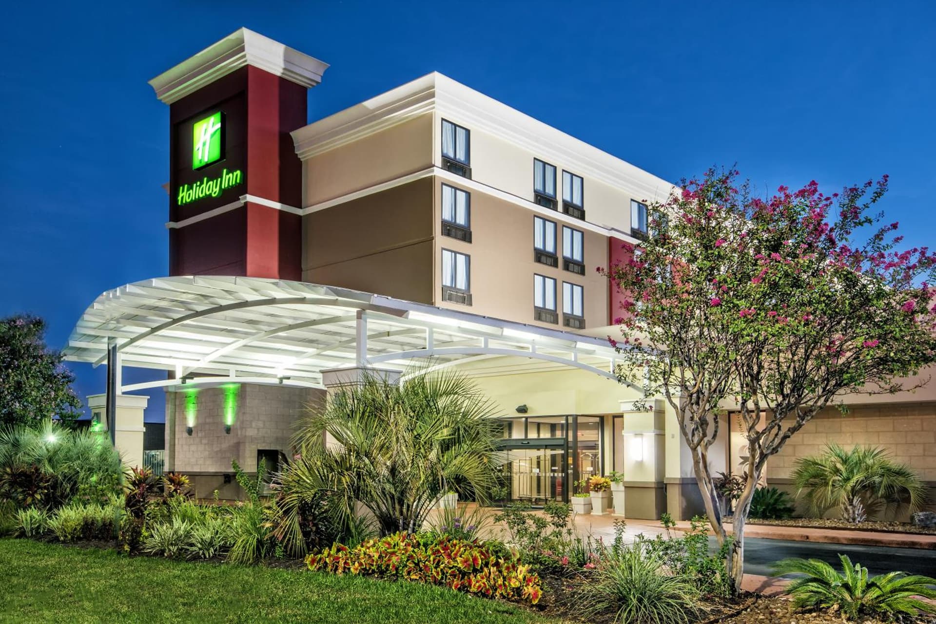 Wyndham Houston Sugarland featured exterior or lobby in Houston, TX — similar hotel
