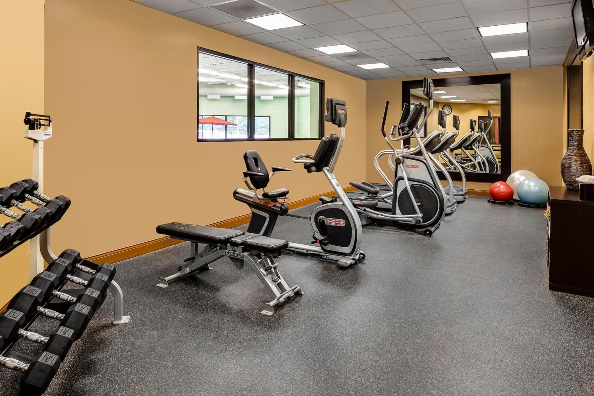Holiday Inn Wichita East I-35 by IHG gallery photo in Wichita, KS — image 42