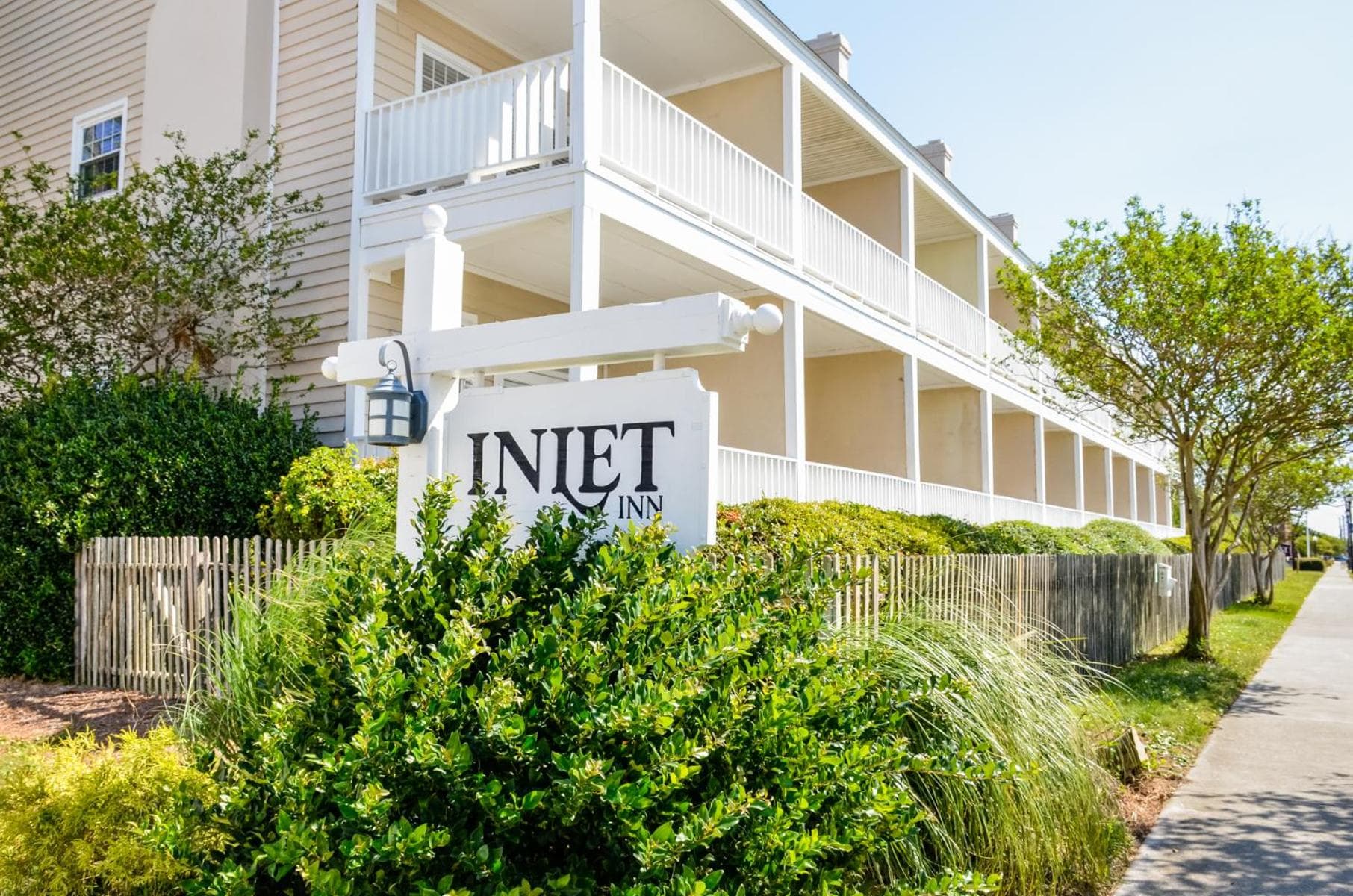 Inlet Inn NC featured exterior or lobby in Beaufort, NC — similar hotel