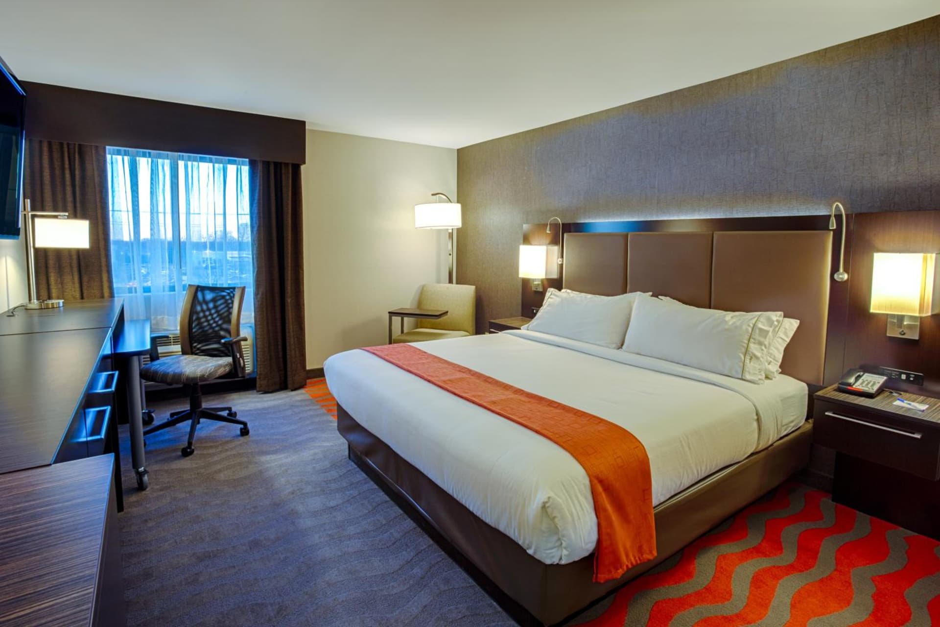 Holiday Inn Express Baltimore West - Catonsville by IHG gallery photo in Catonsville, MD — image 24